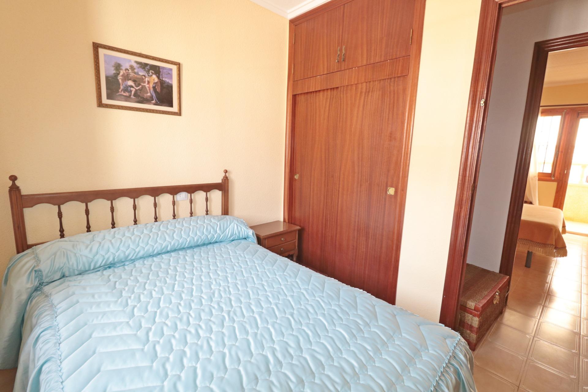 For sale - 3 Bedroom 1 Bathroom Town House in Torrevieja - Playa De Los Naufragos  - Alicante