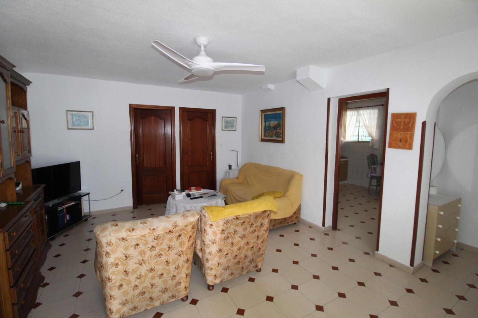 For sale - 5 Bedroom 2 Bathroom Villa in Los Balcones - Los Balcones - Los Altos Del Edén  - Alicante