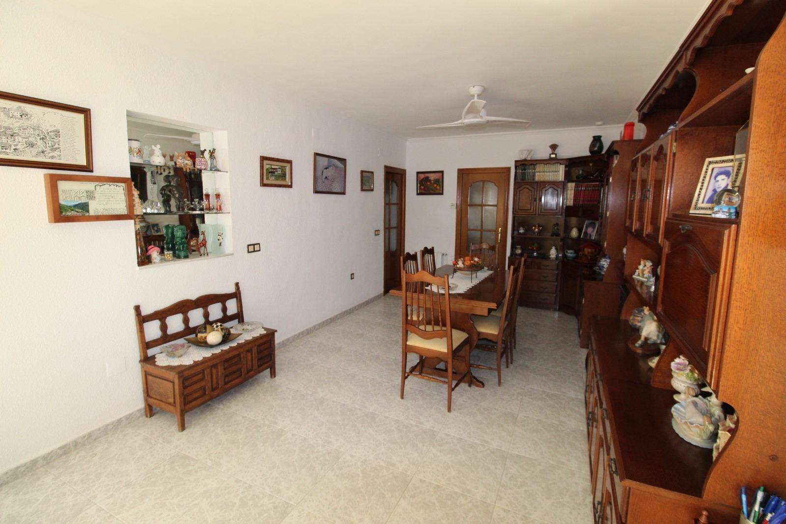For sale - 5 Bedroom 2 Bathroom Villa in Los Balcones - Los Balcones - Los Altos Del Edén  - Alicante