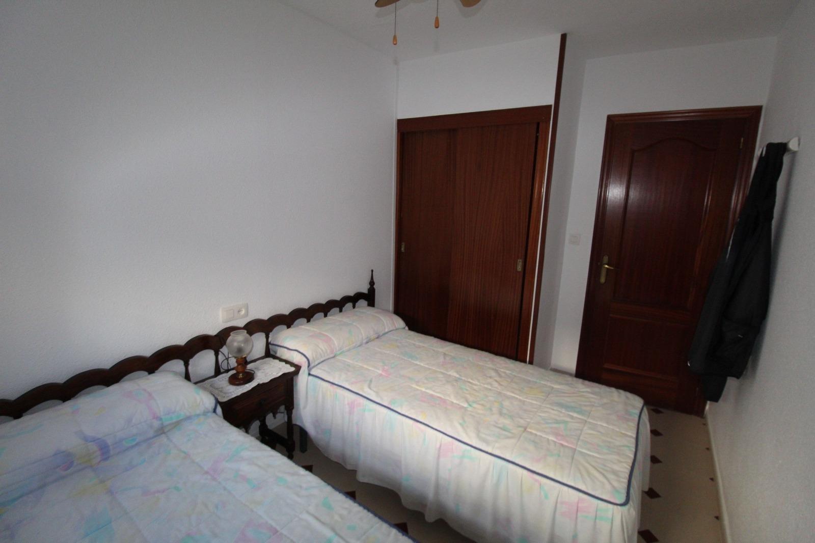 For sale - 5 Bedroom 2 Bathroom Villa in Los Balcones - Los Balcones - Los Altos Del Edén  - Alicante