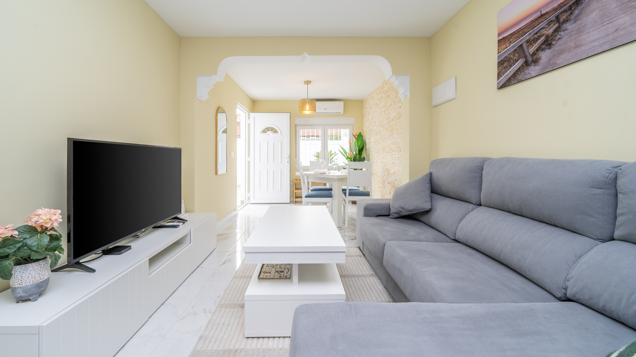 For sale - 3 Bedroom 1 Bathroom Bungalow in Torrevieja - Torreta  - Alicante