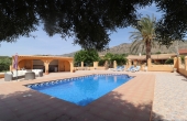 27-89-414-11-819/79308, 5 Bedroom 2 Bathroom Country House in Hondón de las Nieves