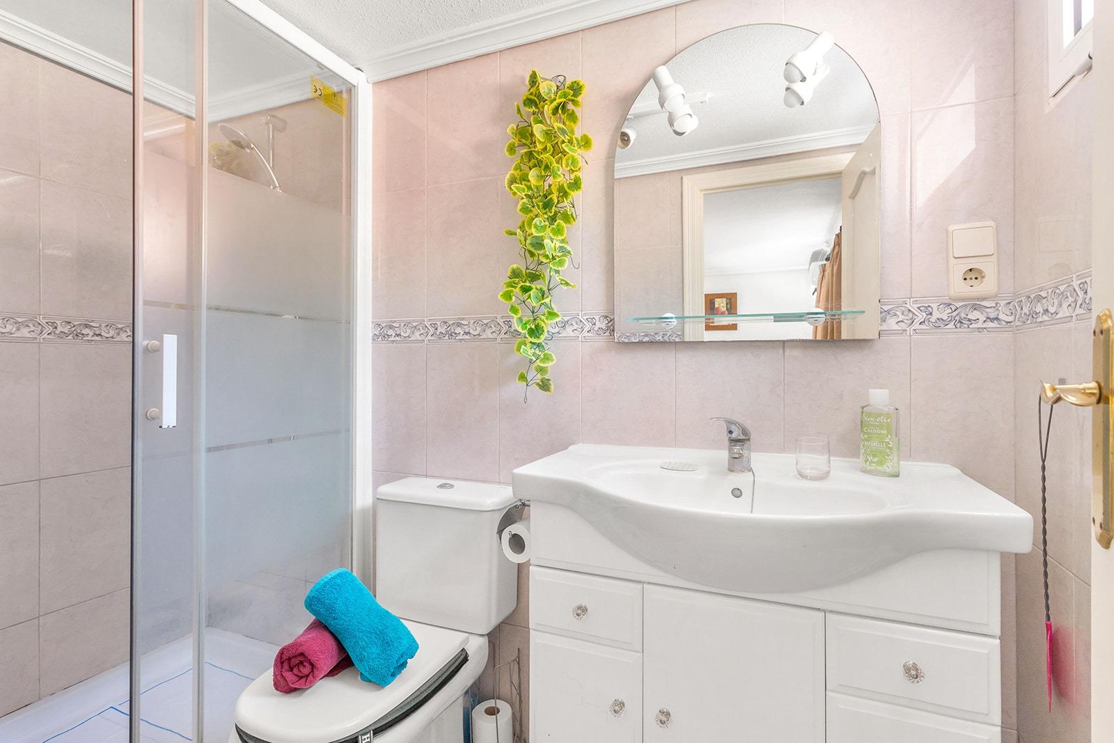 For sale - 4 Bedroom 3 Bathroom Villa in Torrevieja - Los Balcones - Los Altos Del Edén  - Alicante