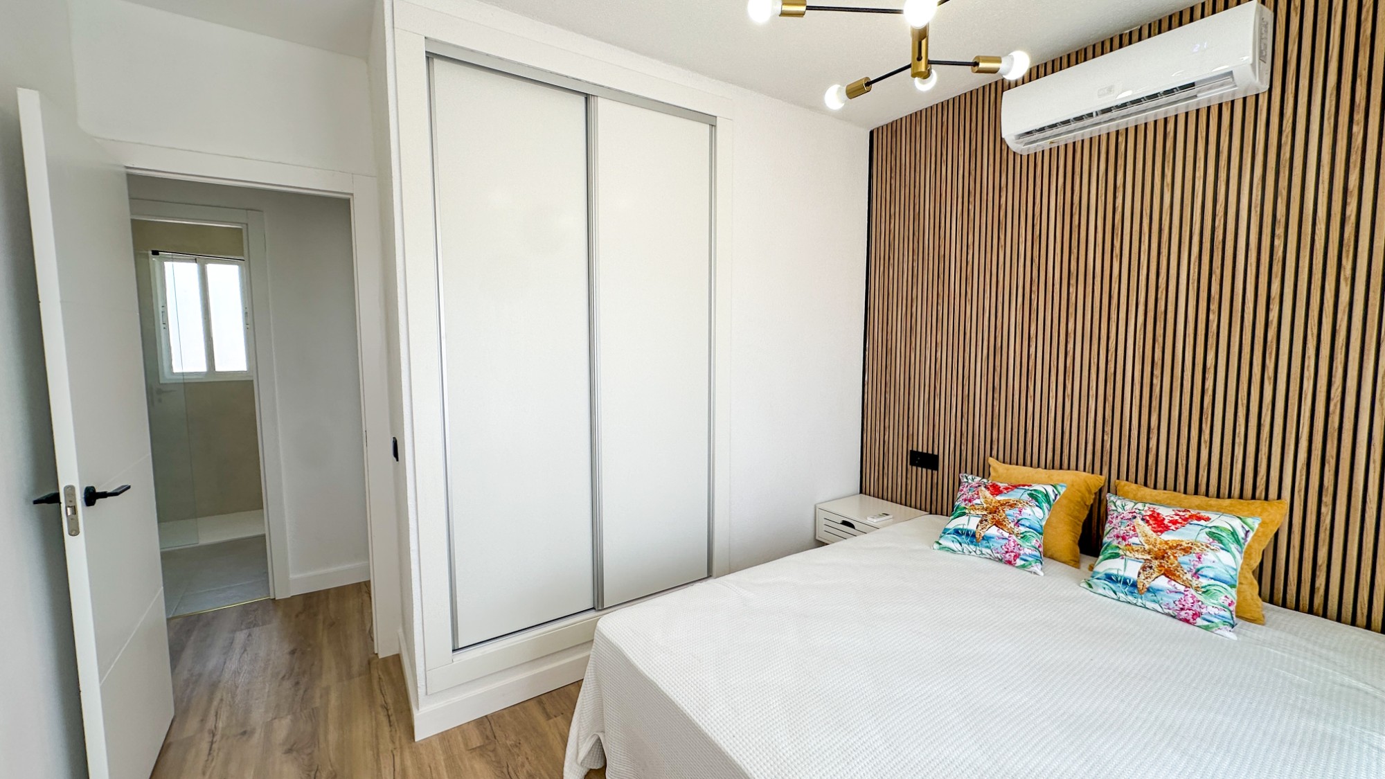 For sale - 2 Bedroom 2 Bathroom Town House in Cabo Roig - Costa Blanca  - Alicante