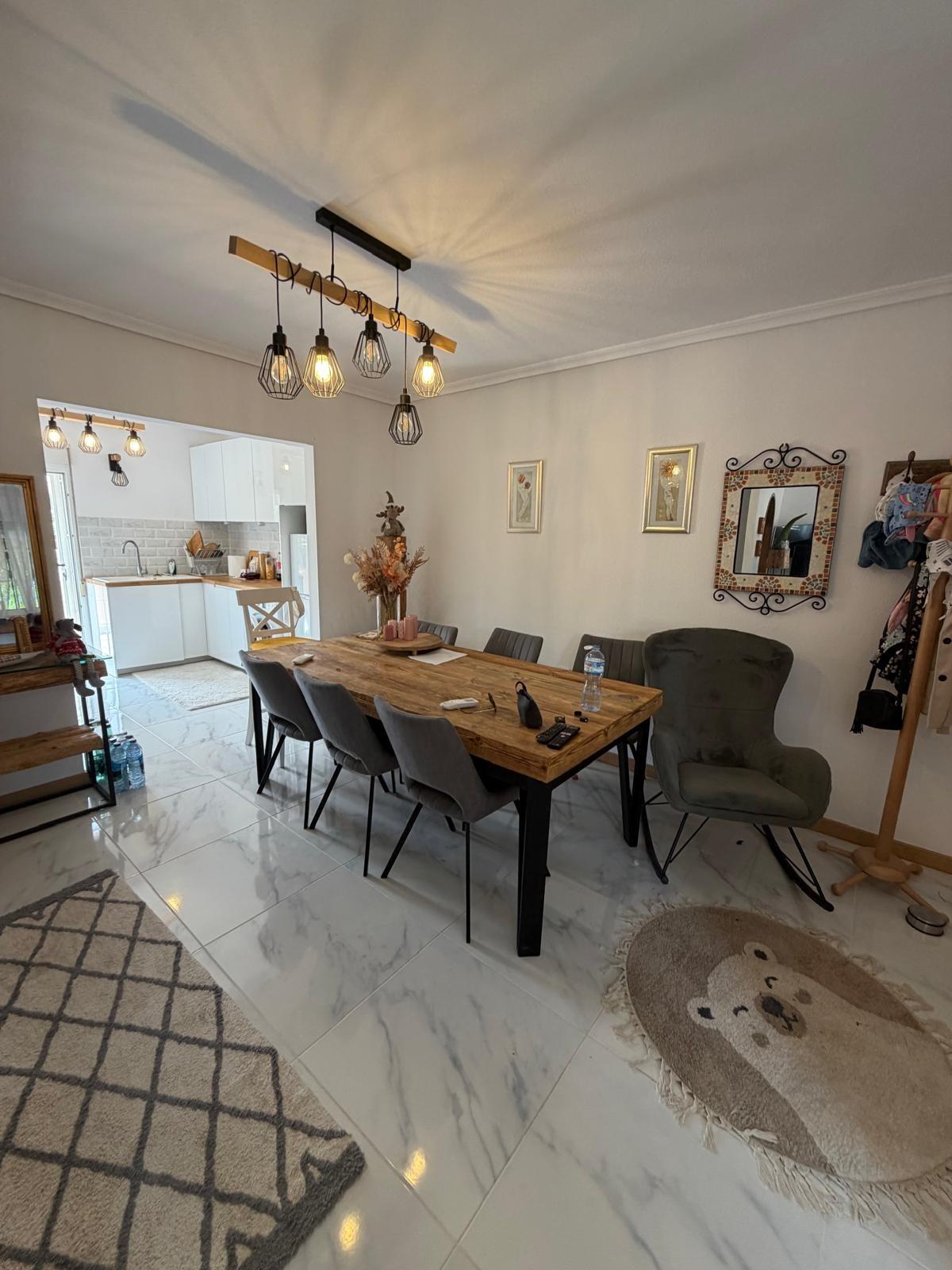 For sale - 3 Bedroom 2 Bathroom Bungalow in Torrevieja - Zona Los Frutales  - Alicante