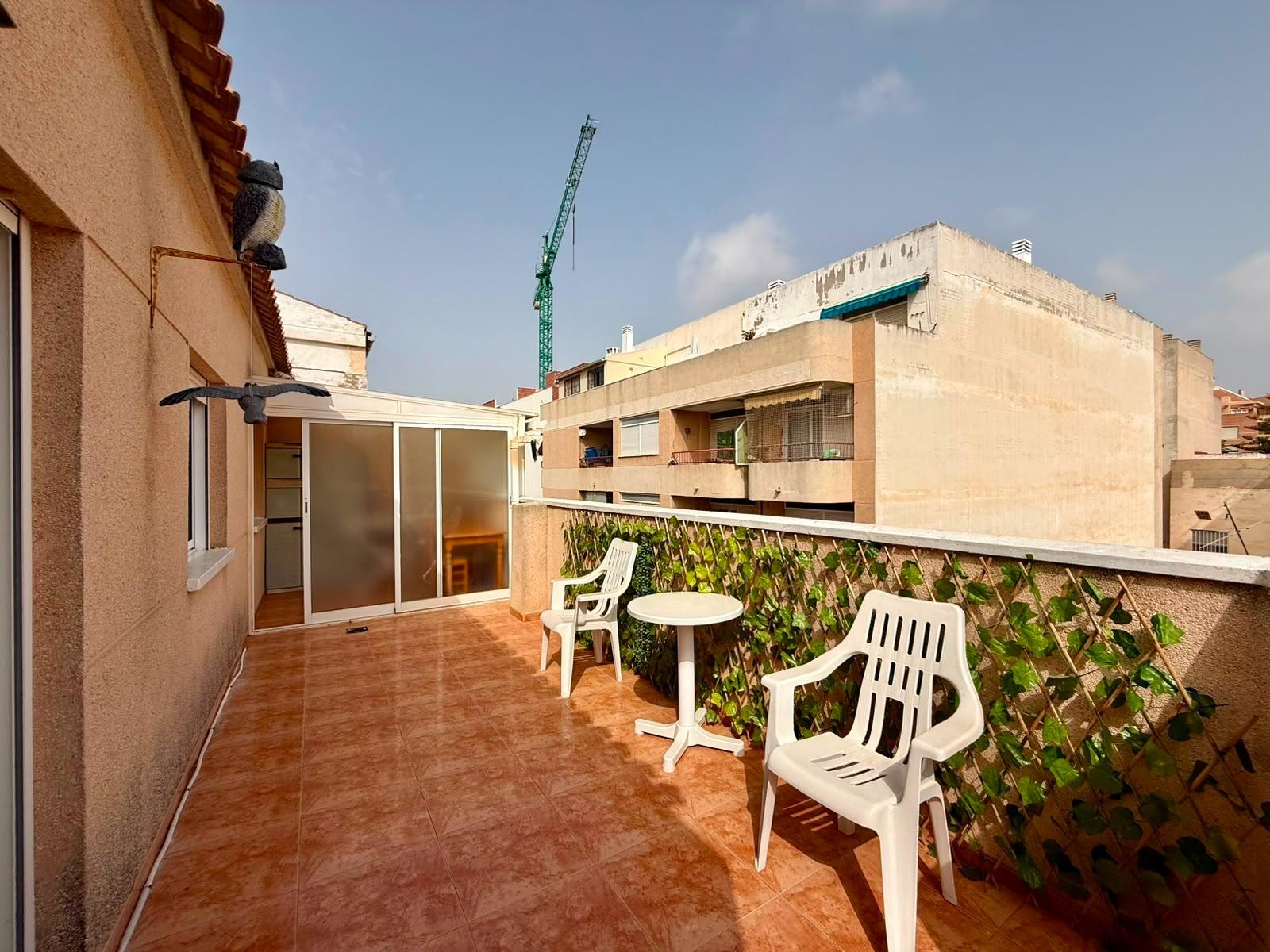 For sale - 3 Bedroom 2 Bathroom Penthouse in Torrevieja - Playa Del Cura  - Alicante