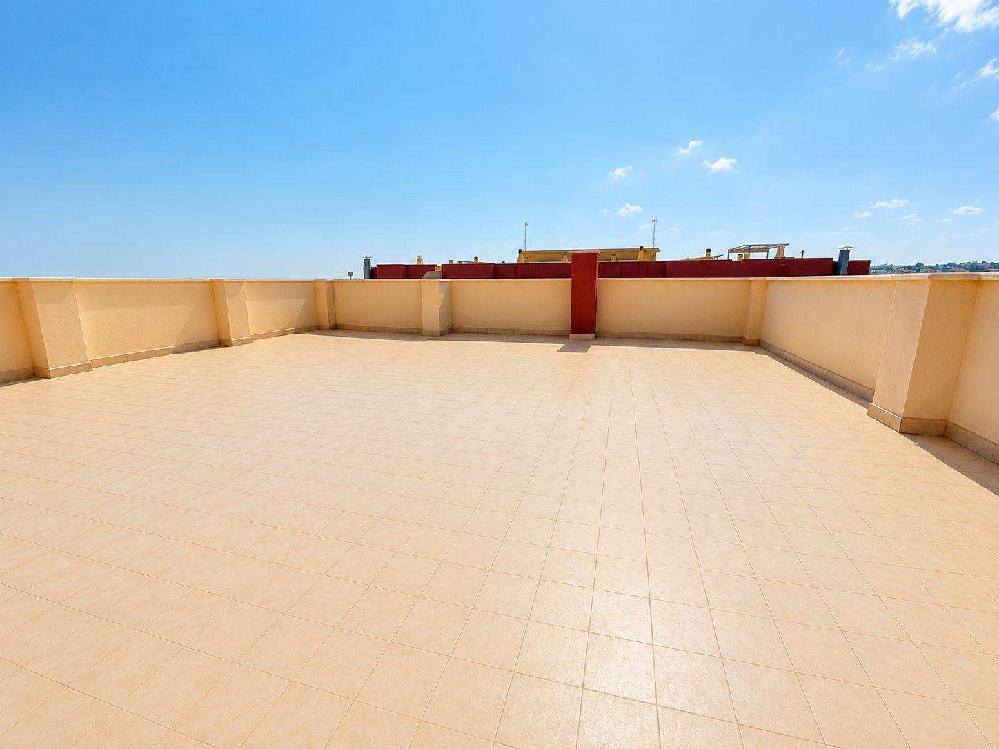 For sale - 3 Bedroom 2 Bathroom Penthouse in Orihuela Costa - Lomas De Cabo Roig  - Alicante