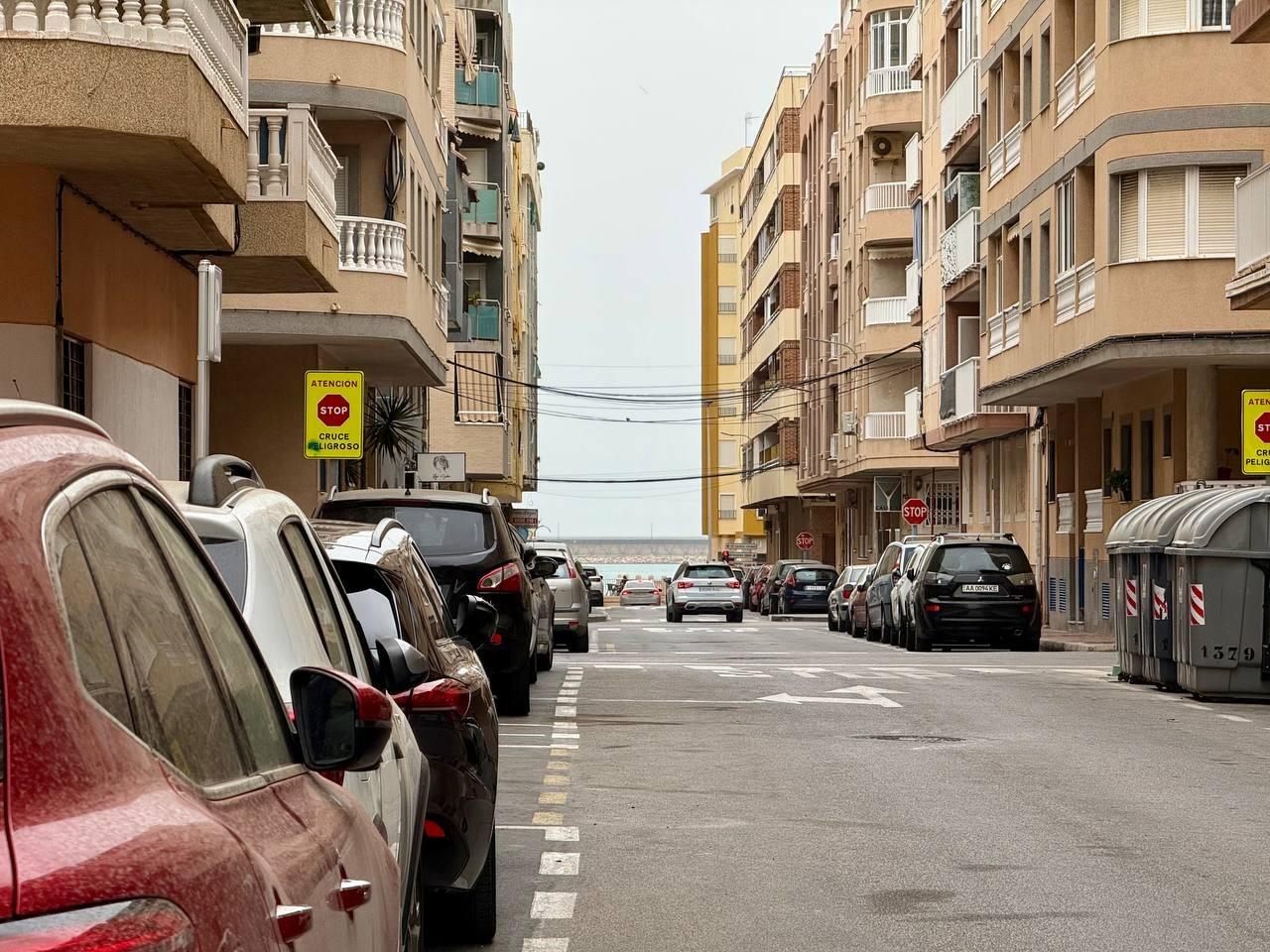 For sale - 2 Bedroom 1 Bathroom Apartment in Torrevieja - Acequion  - Alicante