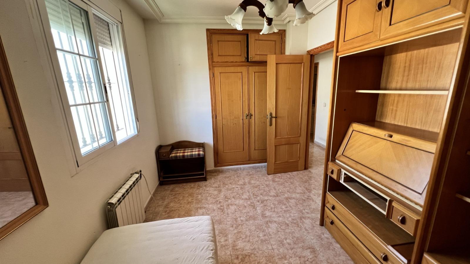 For sale - 3 Bedroom 2 Bathroom Villa in Torrevieja - aguas nuevas  - Alicante