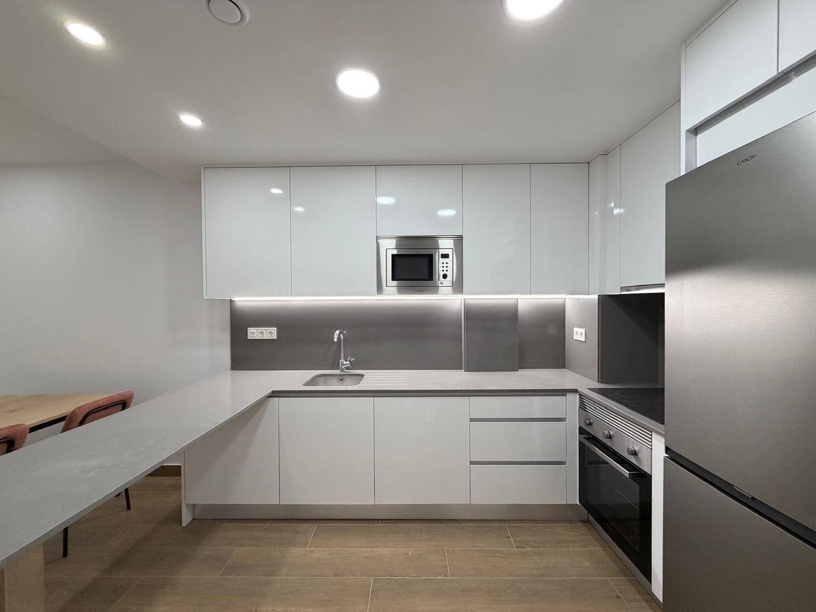 For sale - 2 Bedroom 2 Bathroom Apartment in Torrevieja - Estacion De Autobuses  - Alicante