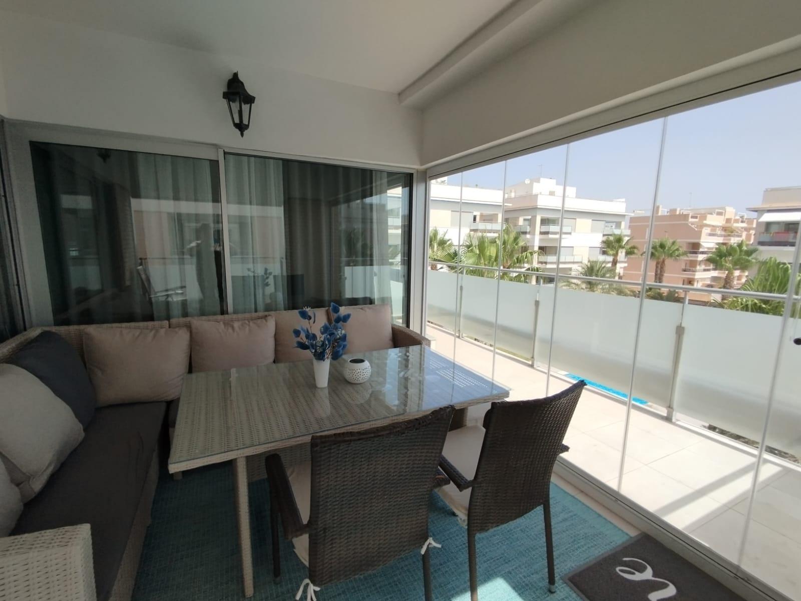 For sale - 2 Bedroom 2 Bathroom Apartment in Orihuela Costa - Los Dolses  - Alicante