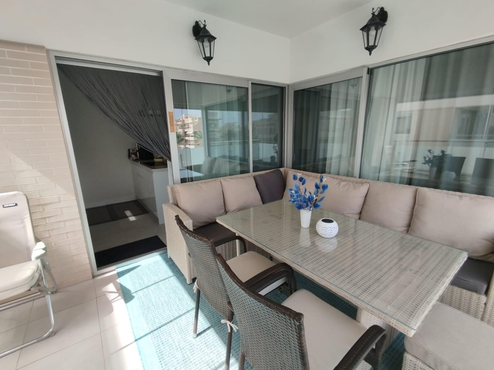 For sale - 2 Bedroom 2 Bathroom Apartment in Orihuela Costa - Los Dolses  - Alicante