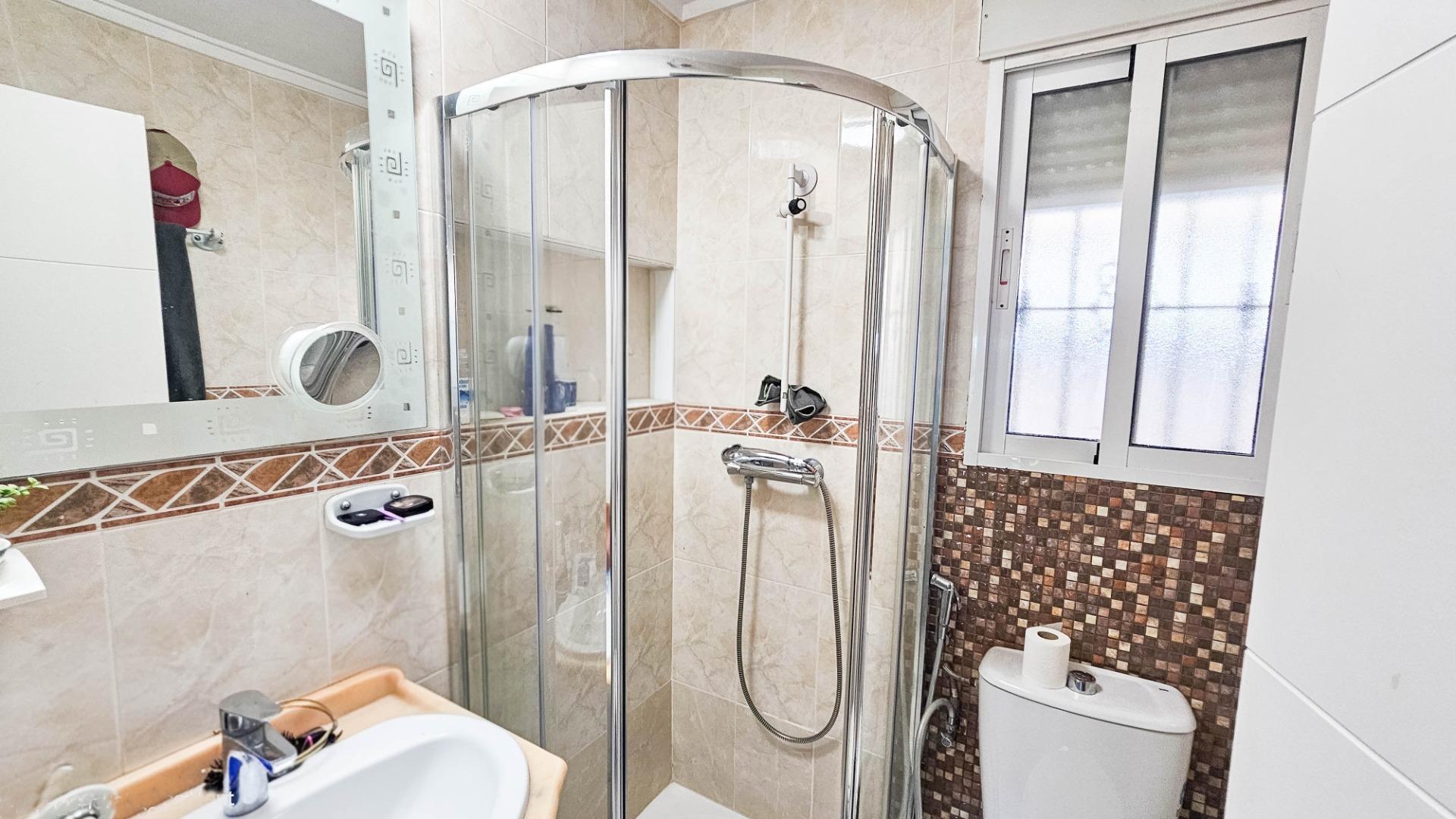 For sale - 3 Bedroom 3 Bathroom Villa in Orihuela Costa - Cabo Roig  - Alicante