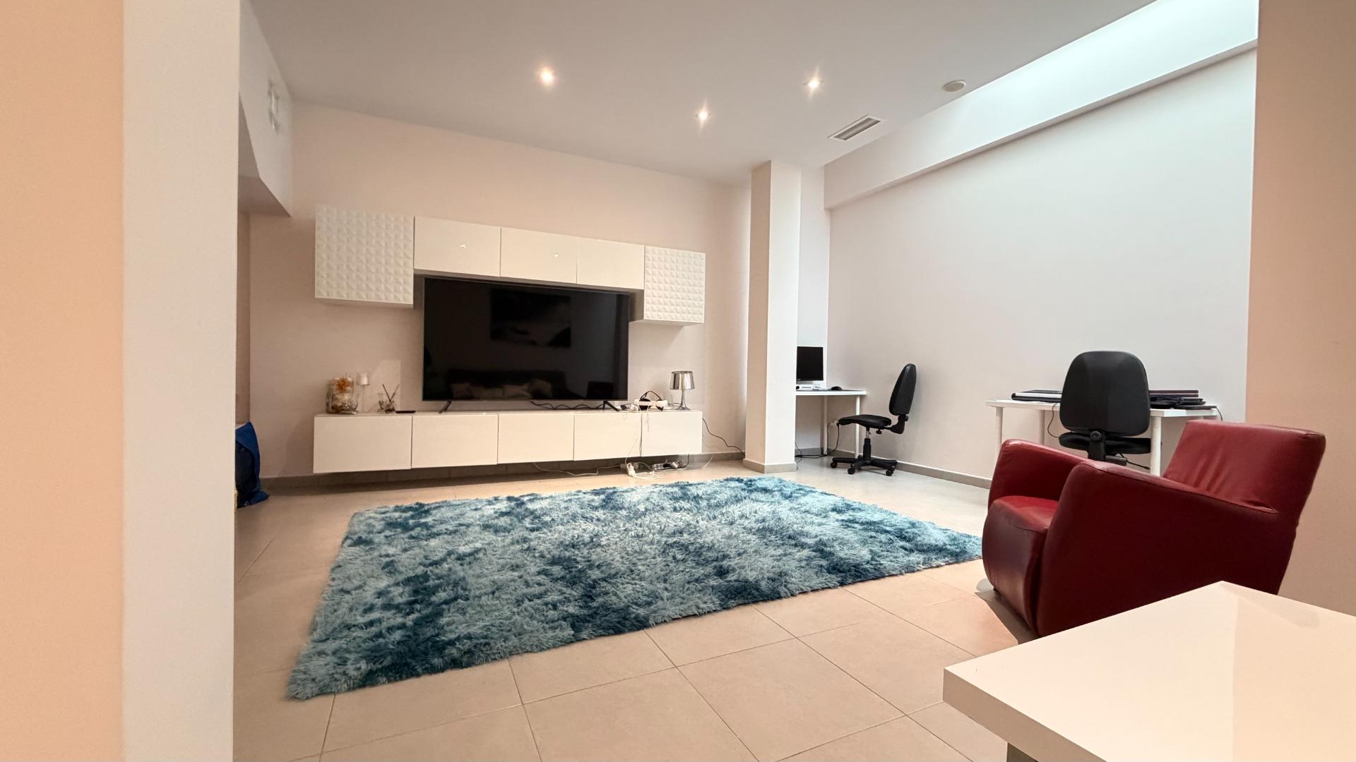 For sale - 5 Bedroom 3 Bathroom Villa in Torrevieja - aguas nuevas  - Alicante