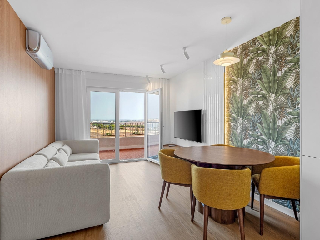 2 Bedroom 2 Bathroom Apartment in Torrevieja