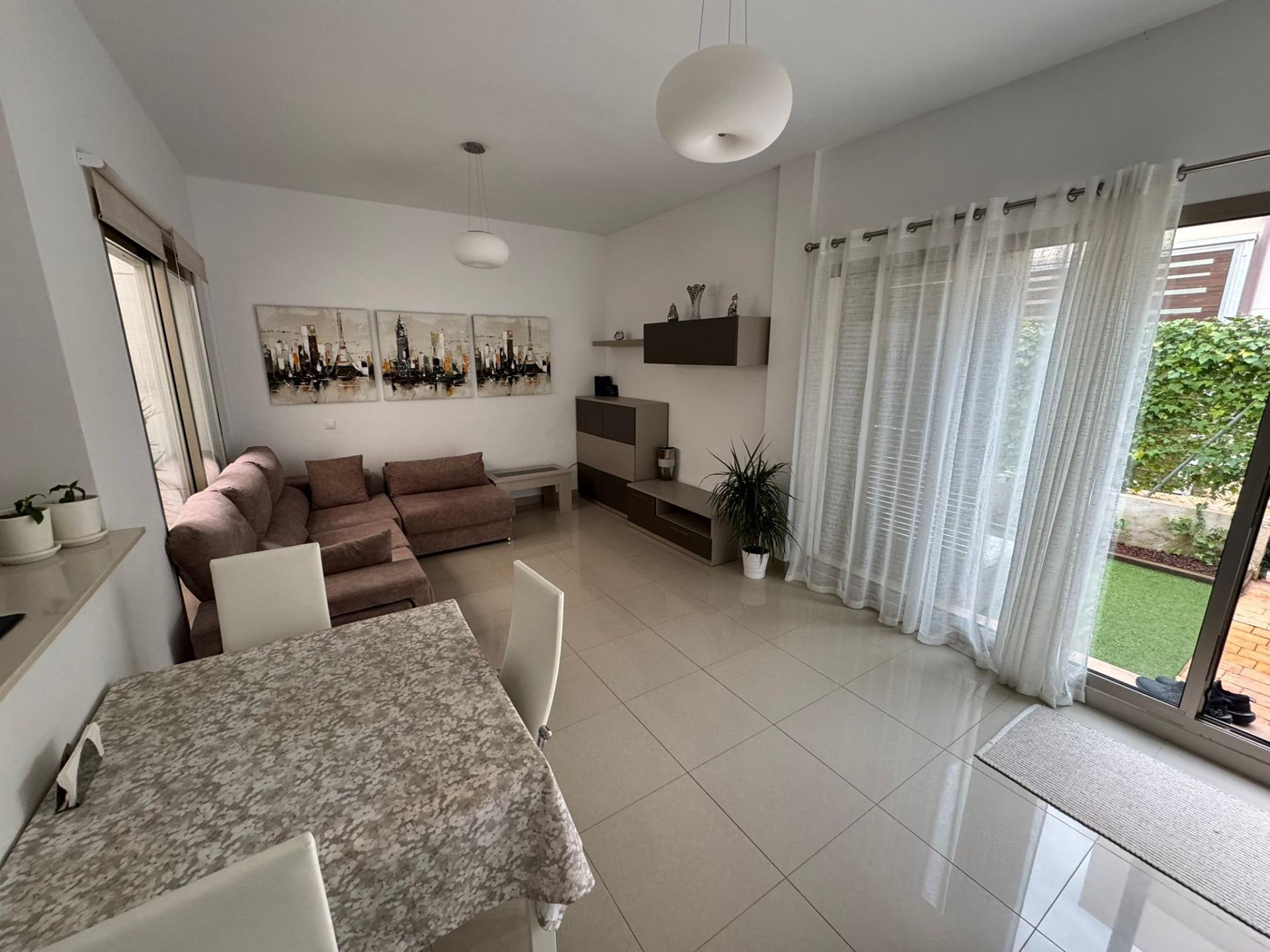 For sale - 3 Bedroom 3 Bathroom Town House in Torrevieja - Punta Prima  - Alicante