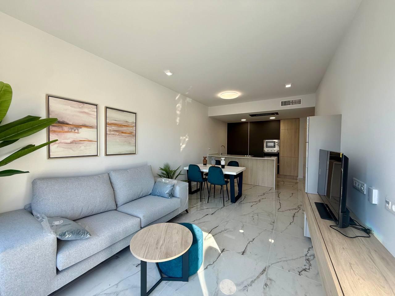 For sale - 2 Bedroom 2 Bathroom Penthouse in Villamartin - Pau 8  - Alicante