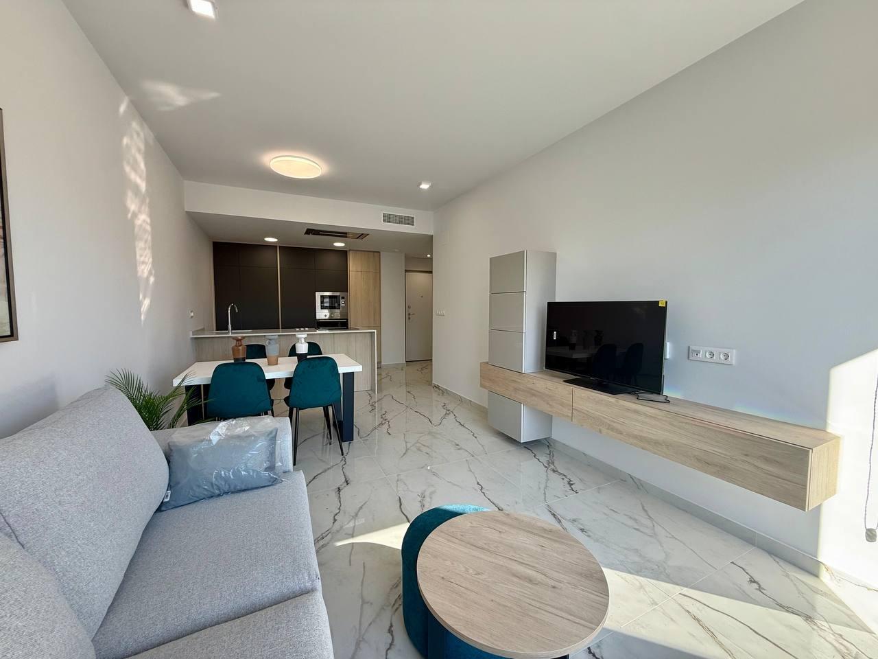 For sale - 2 Bedroom 2 Bathroom Penthouse in Villamartin - Pau 8  - Alicante