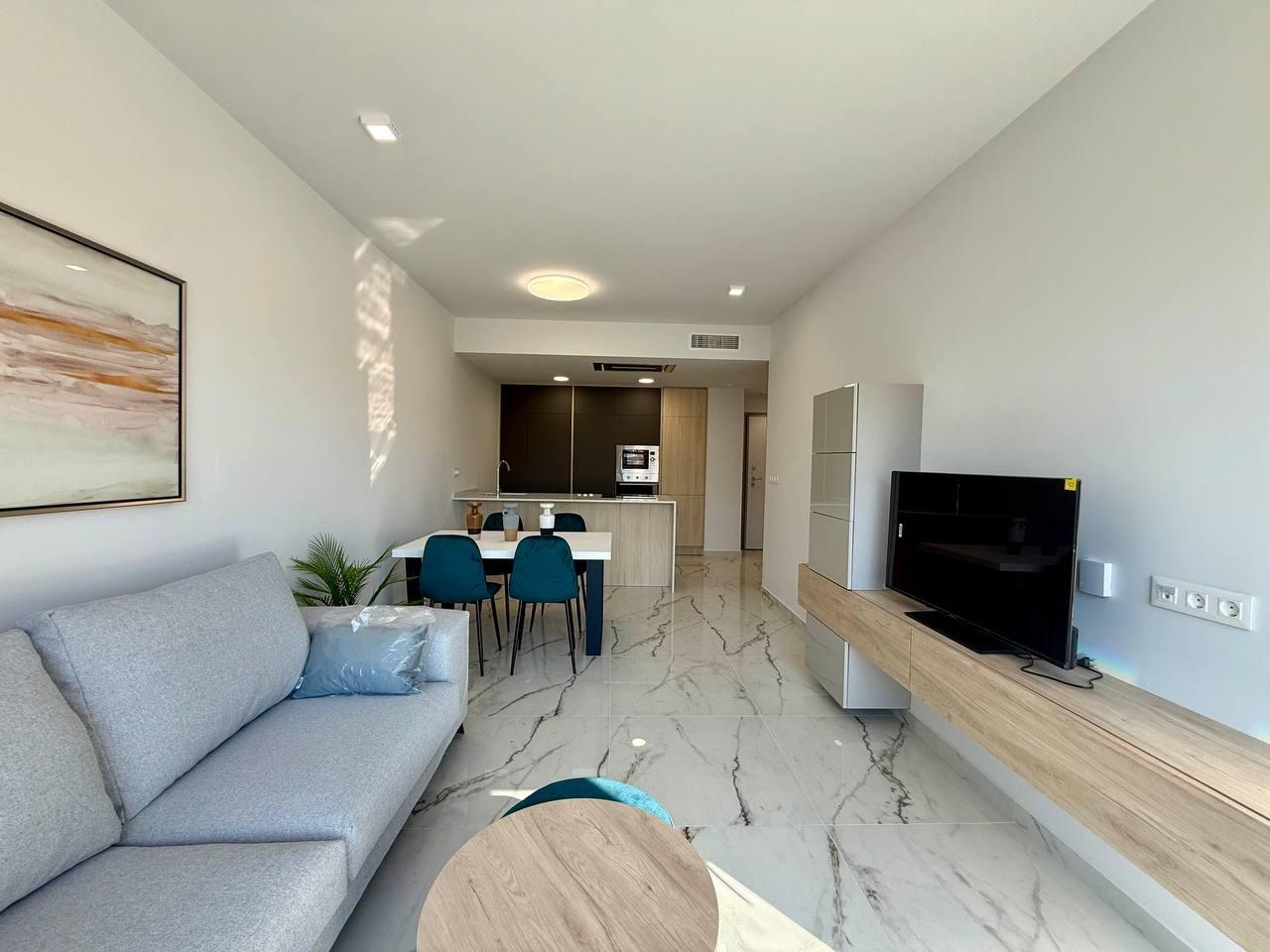 For sale - 2 Bedroom 2 Bathroom Penthouse in Villamartin - Pau 8  - Alicante