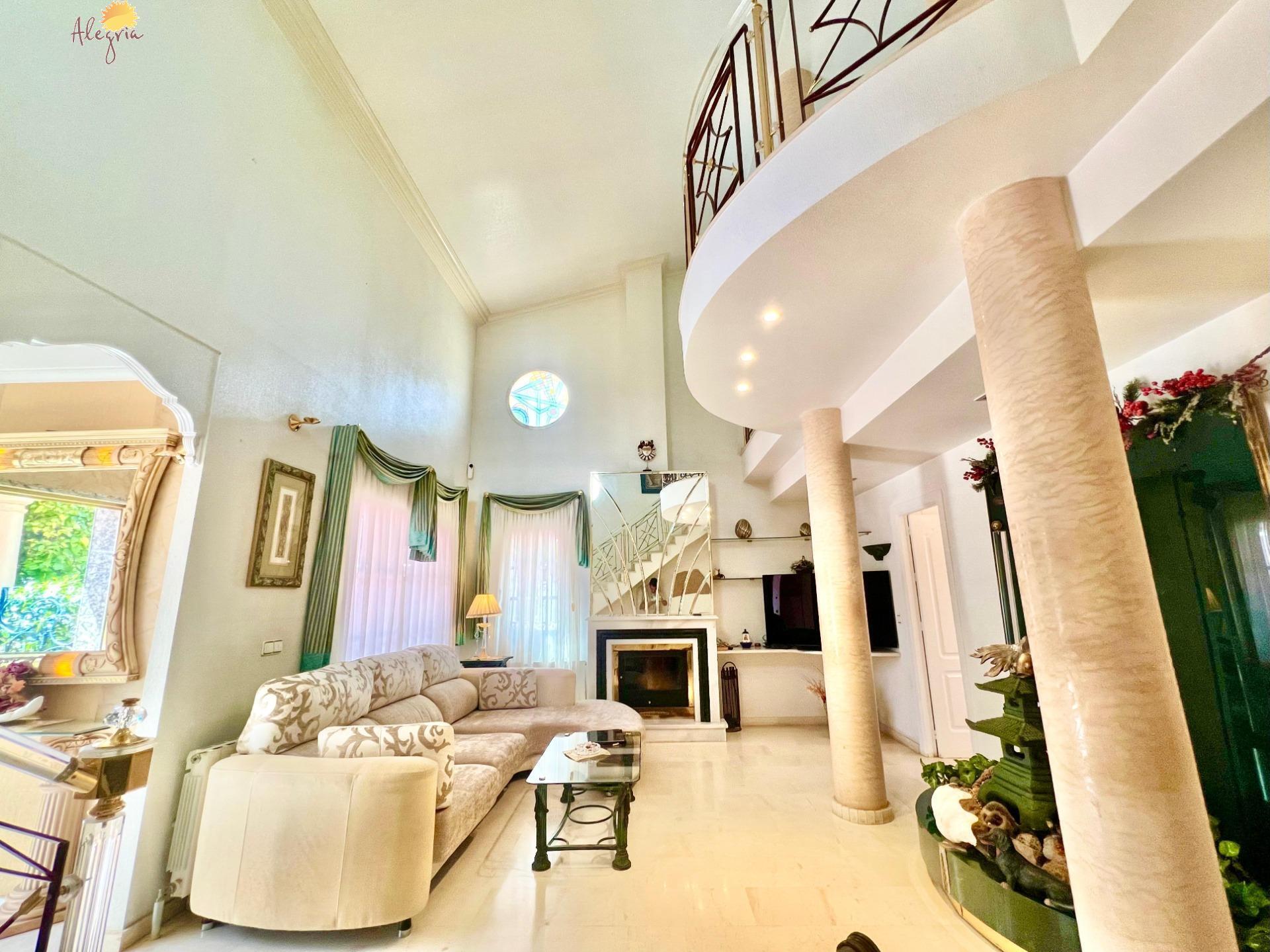 For sale - 3 Bedroom 2 Bathroom Villa in Torrevieja - Los Balcones - Los Altos Del Edén  - Alicante