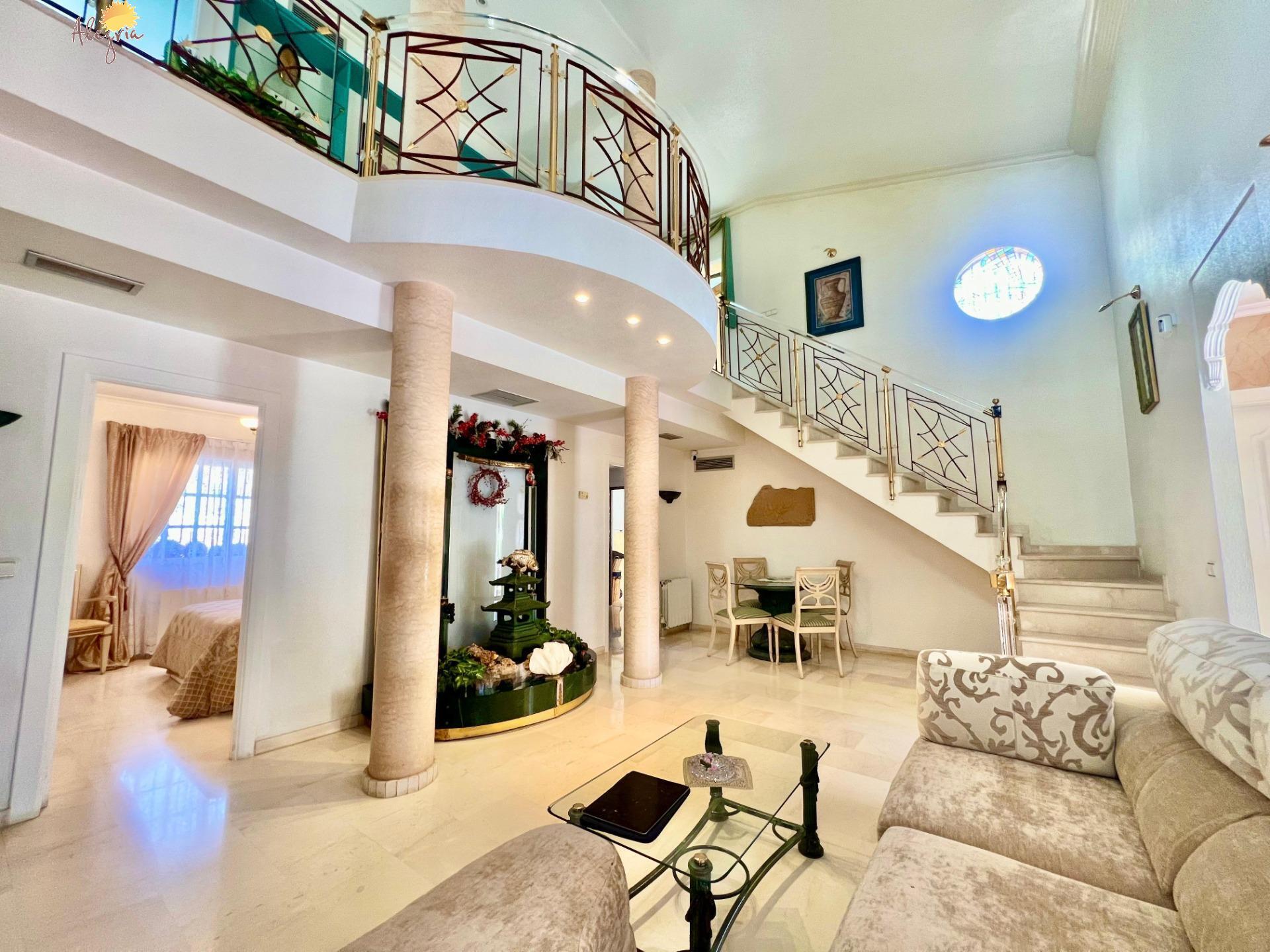 For sale - 3 Bedroom 2 Bathroom Villa in Torrevieja - Los Balcones - Los Altos Del Edén  - Alicante