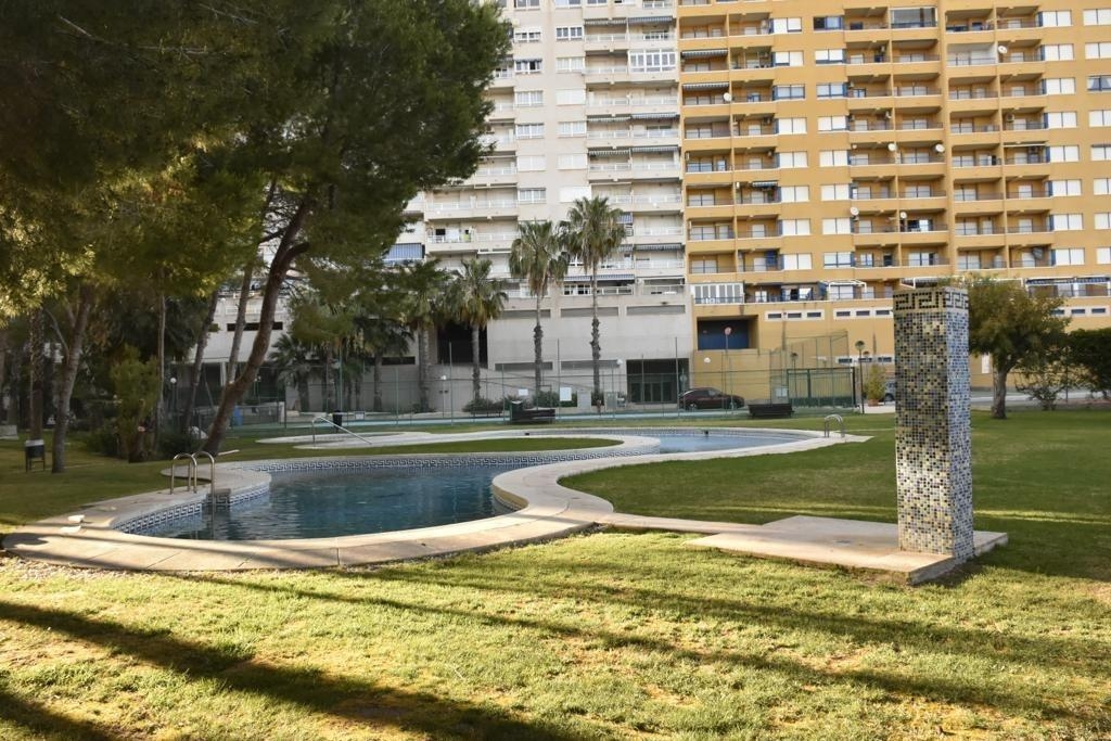3 Bedroom 2 Bathroom Apartment in Cabo Roig