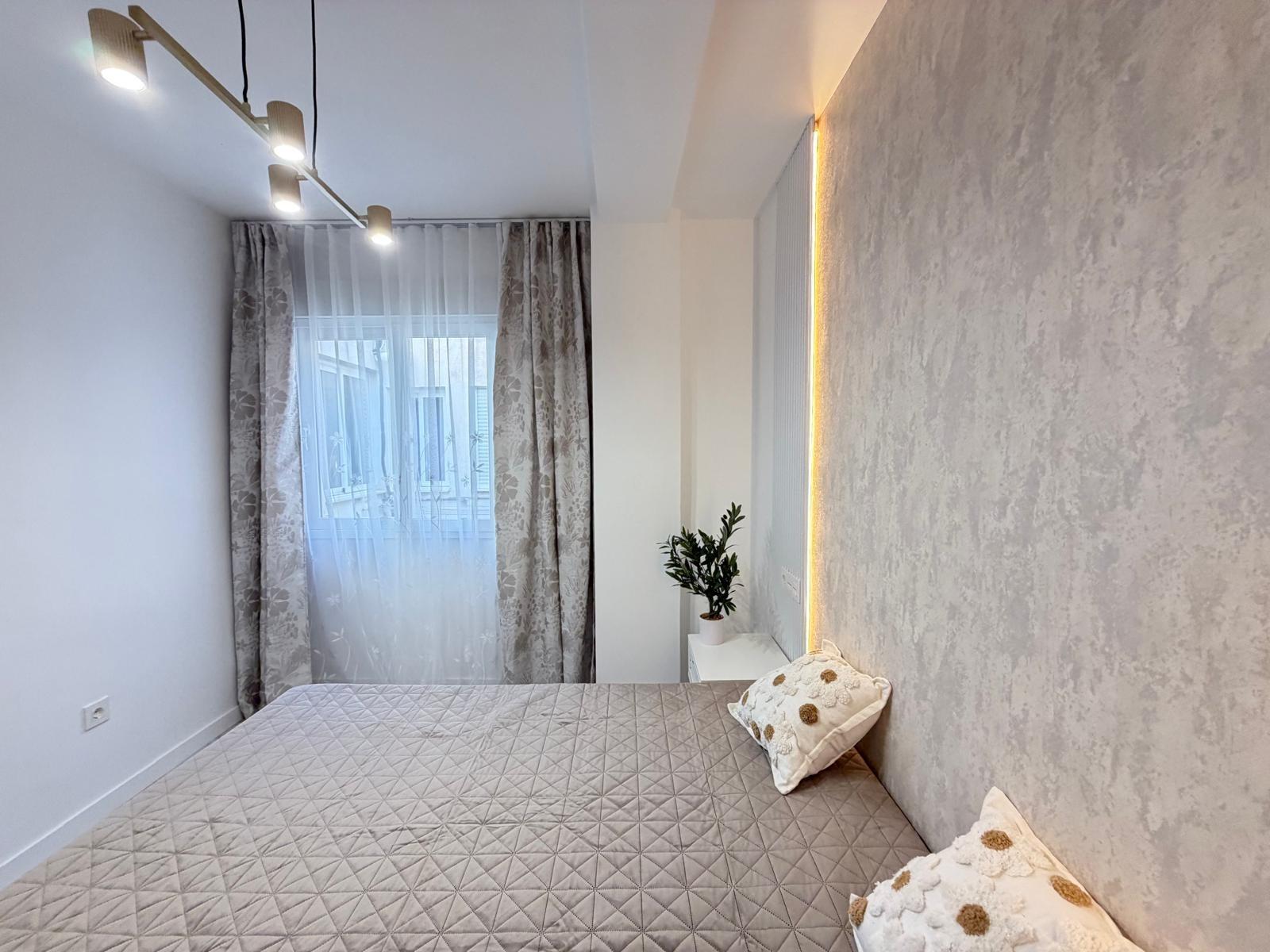 For sale - 3 Bedroom 1 Bathroom Penthouse in Torrevieja - Playa Del Cura  - Alicante