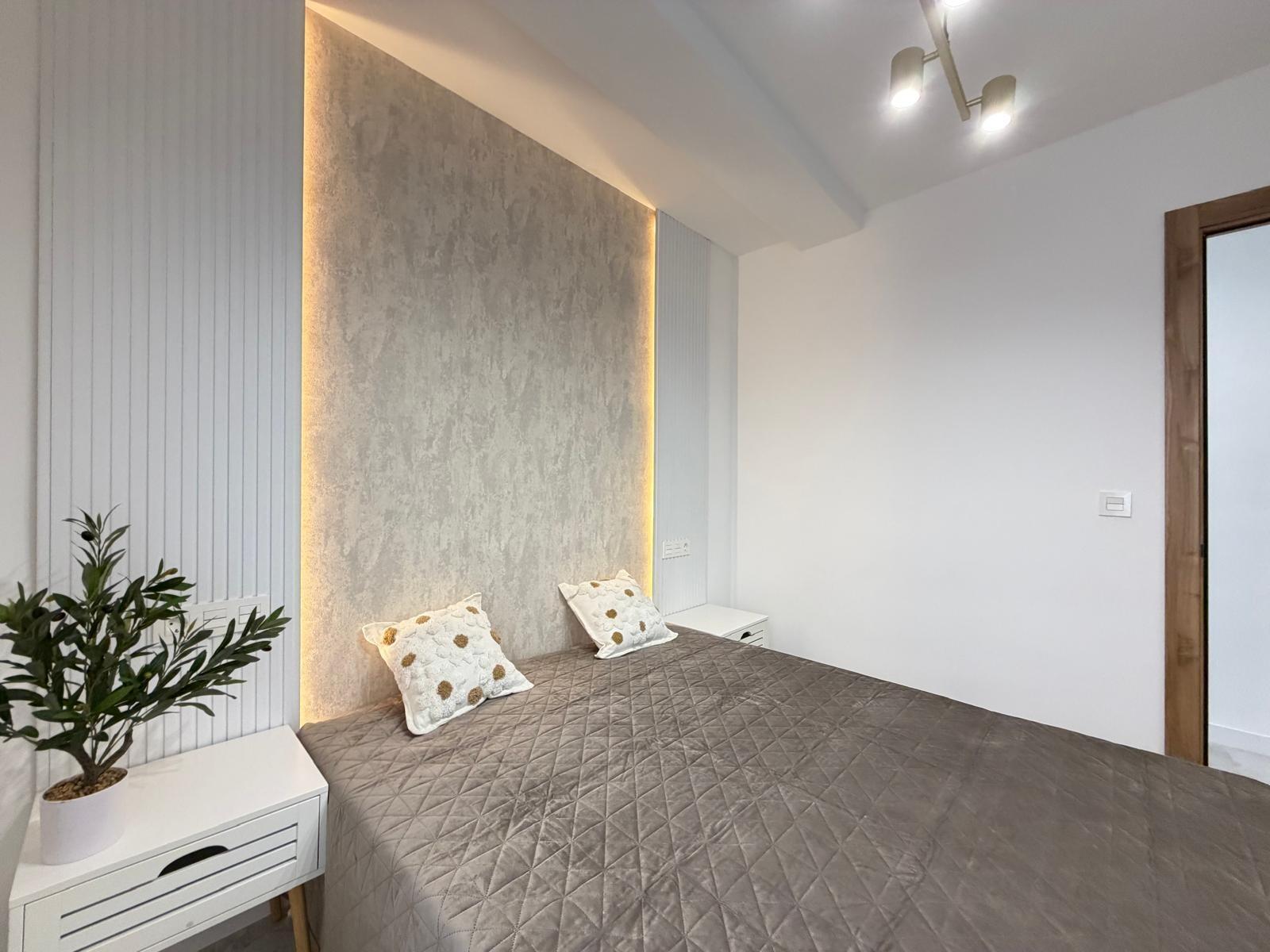 For sale - 3 Bedroom 1 Bathroom Penthouse in Torrevieja - Playa Del Cura  - Alicante