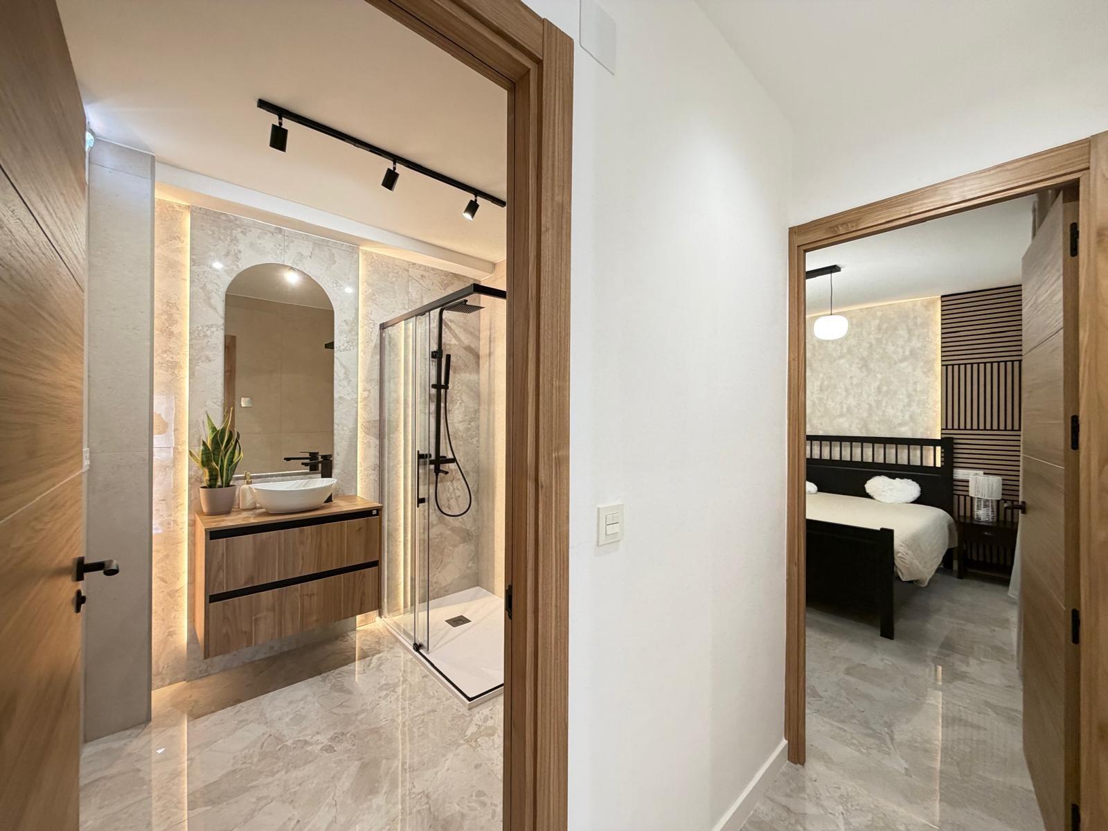 For sale - 3 Bedroom 1 Bathroom Penthouse in Torrevieja - Playa Del Cura  - Alicante