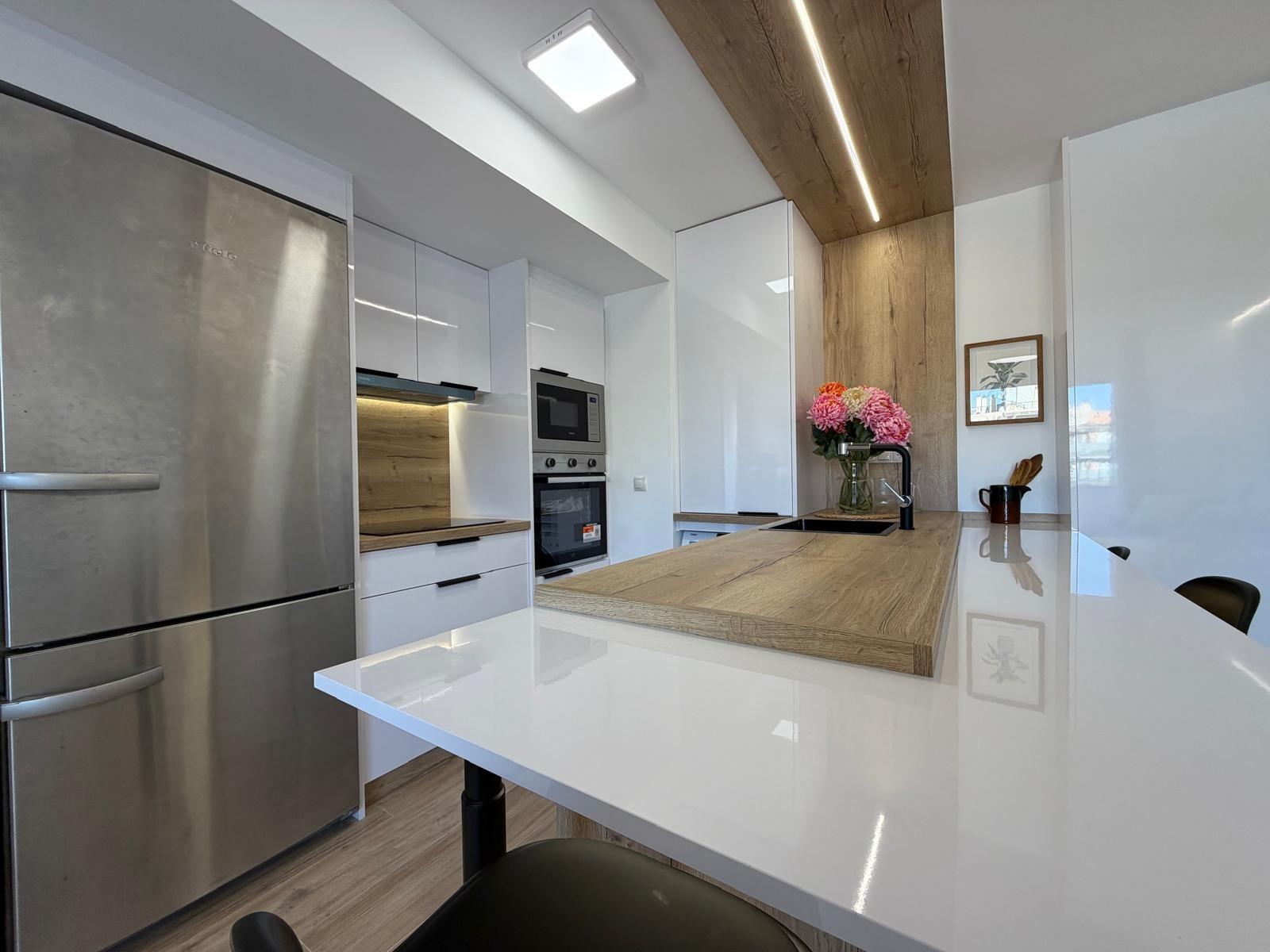 For sale - 3 Bedroom 2 Bathroom Apartment in Punta Prima  - Punta Prima  - Alicante