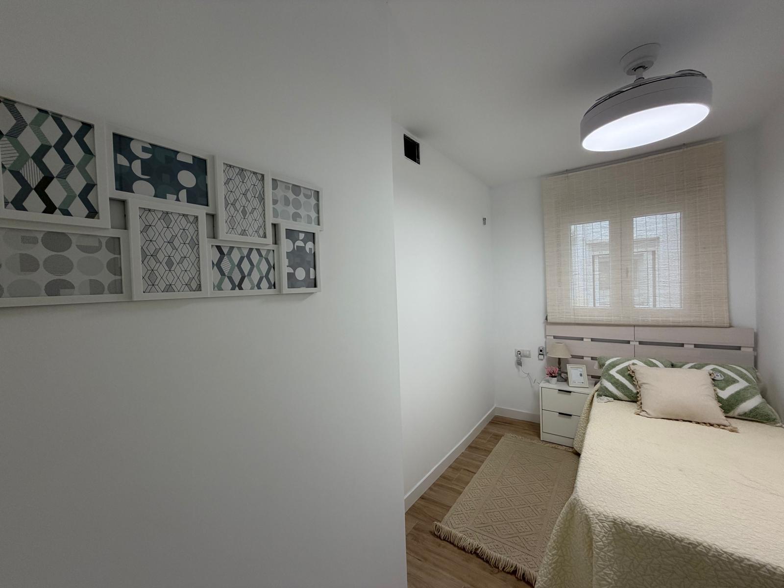 For sale - 3 Bedroom 2 Bathroom Apartment in Punta Prima  - Punta Prima  - Alicante