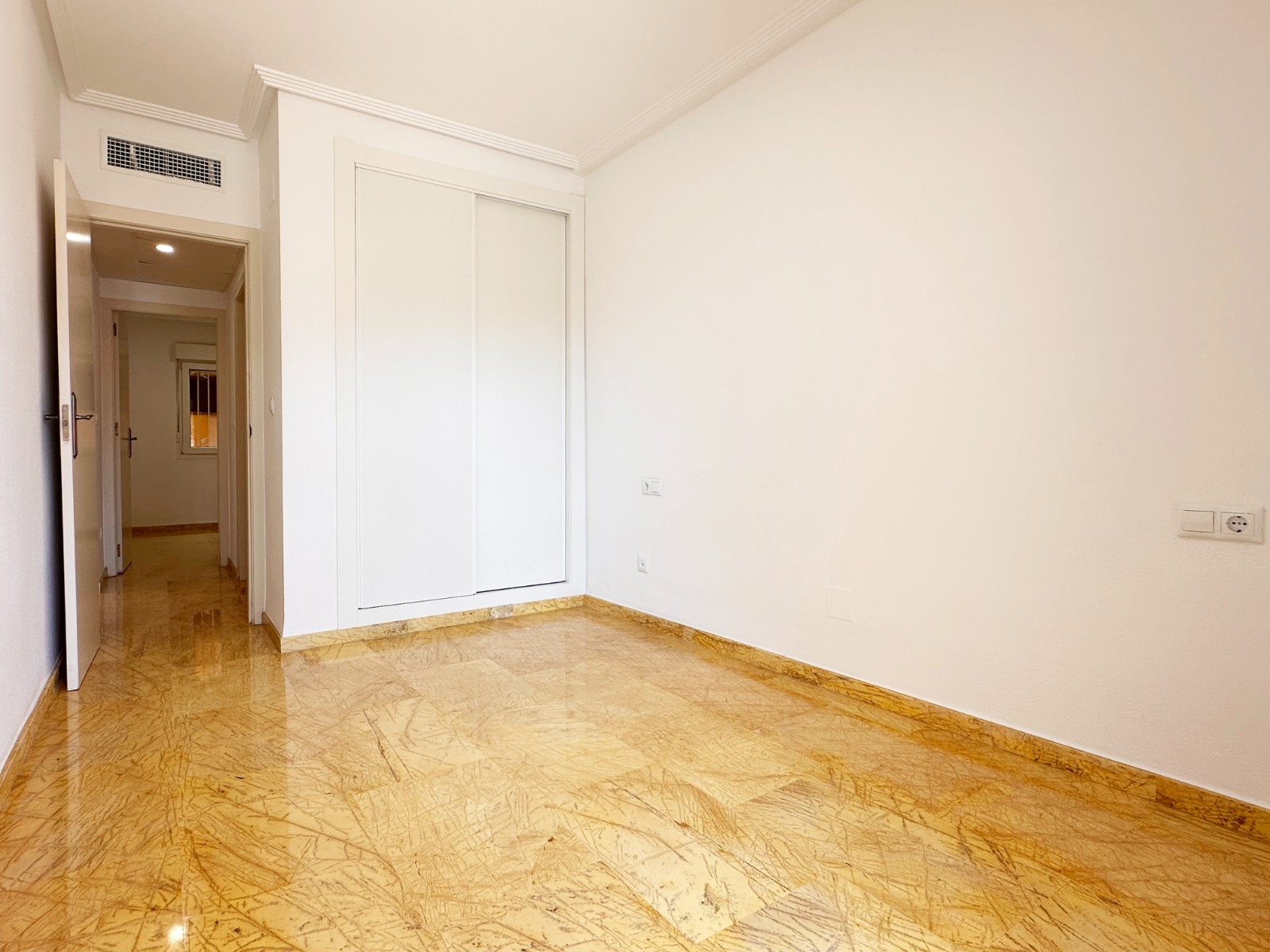 For sale - 2 Bedroom 1 Bathroom Apartment in Cabo Roig - Costa Blanca  - Alicante