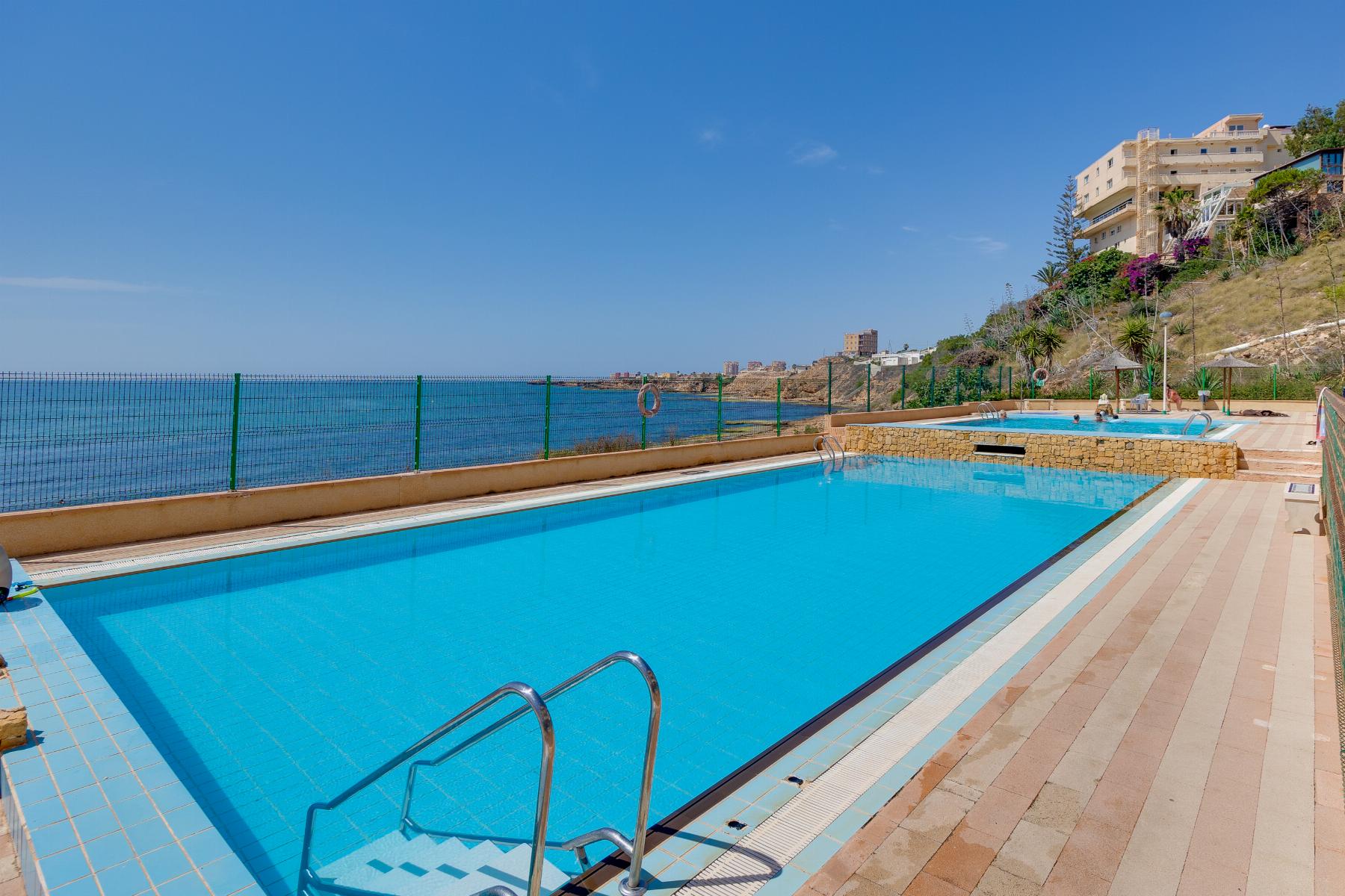 For sale - 2 Bedroom 1 Bathroom Apartment in La Mata - Costa Blanca  - Alicante