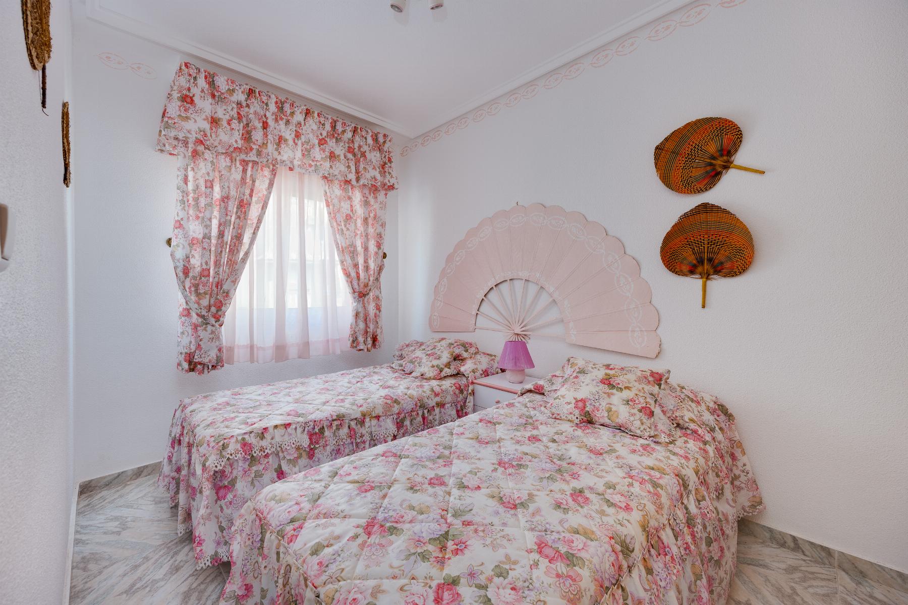For sale - 2 Bedroom 1 Bathroom Apartment in La Mata - Costa Blanca  - Alicante