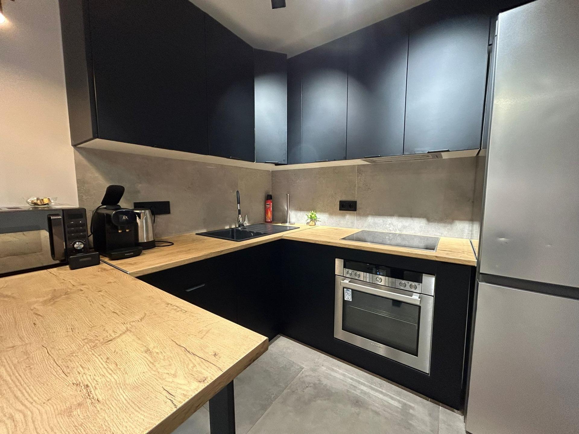 For sale - 3 Bedroom 2 Bathroom Apartment in Torrevieja - Estacion De Autobuses  - Alicante