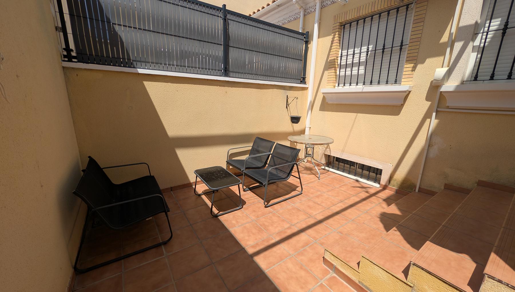 For sale - 5 Bedroom 3 Bathroom Linked Villa in Lo Crispen - Lo Crispen - Alicante