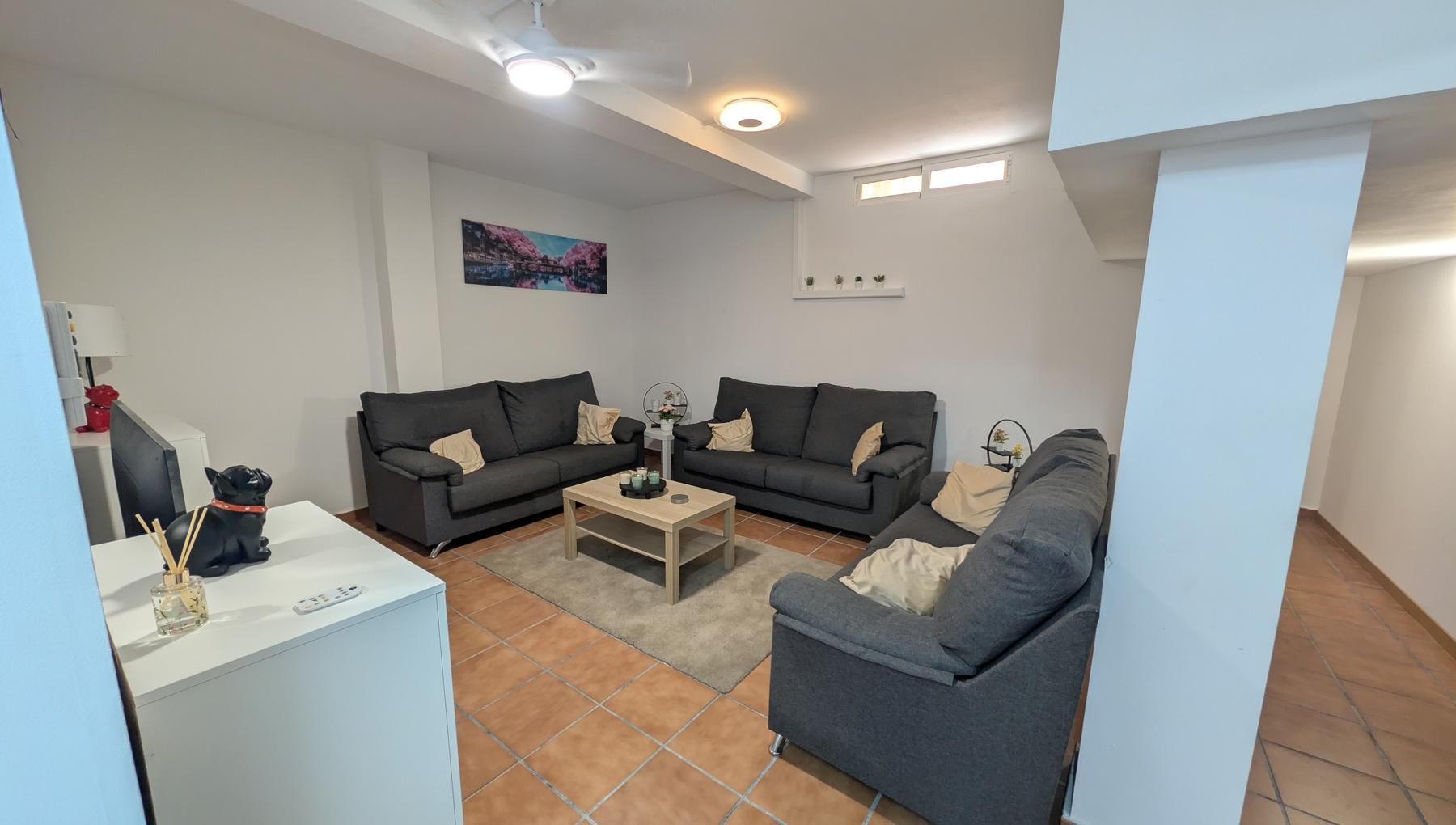 For sale - 5 Bedroom 3 Bathroom Linked Villa in Lo Crispen - Lo Crispen - Alicante
