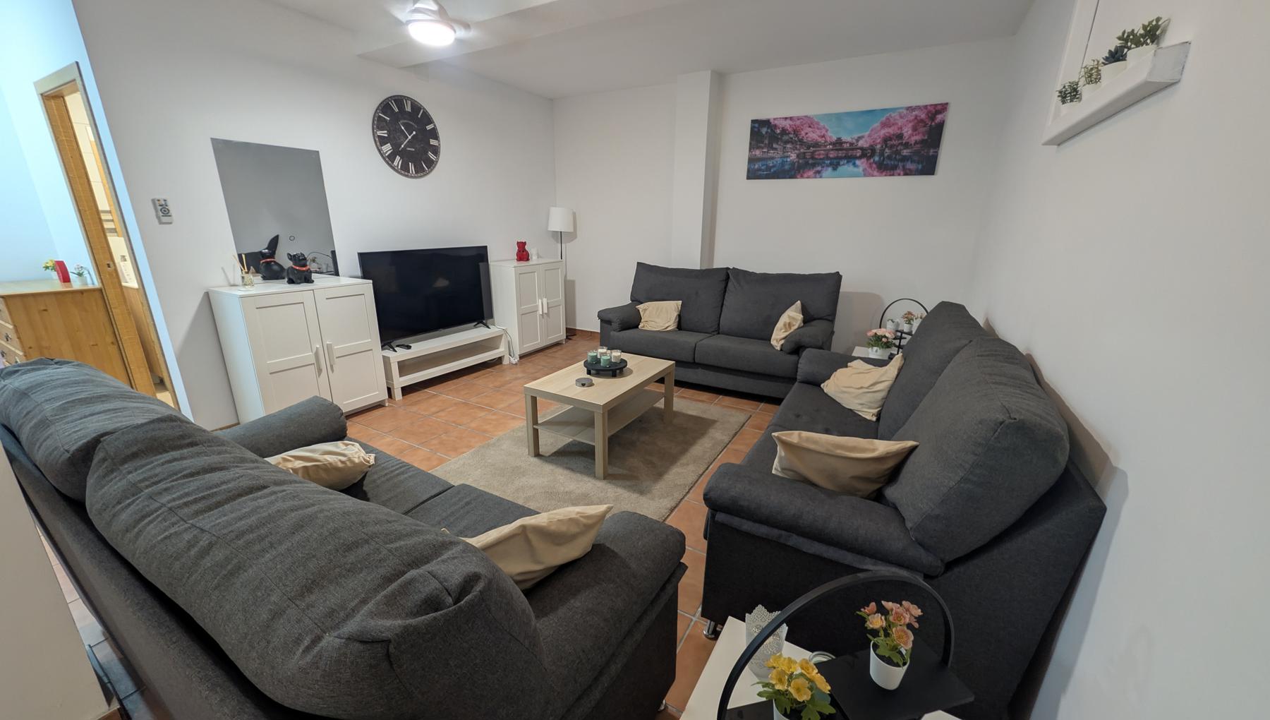 For sale - 5 Bedroom 3 Bathroom Linked Villa in Lo Crispen - Lo Crispen - Alicante