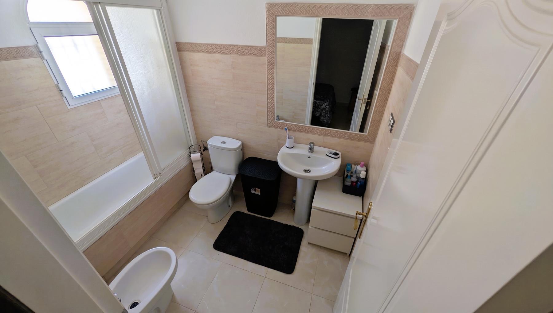 For sale - 5 Bedroom 3 Bathroom Linked Villa in Lo Crispen - Lo Crispen - Alicante