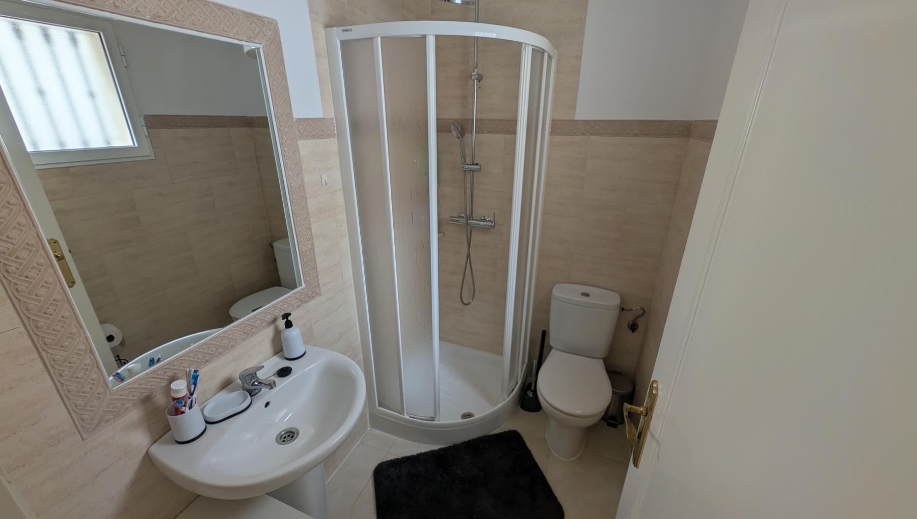 For sale - 5 Bedroom 3 Bathroom Linked Villa in Lo Crispen - Lo Crispen - Alicante