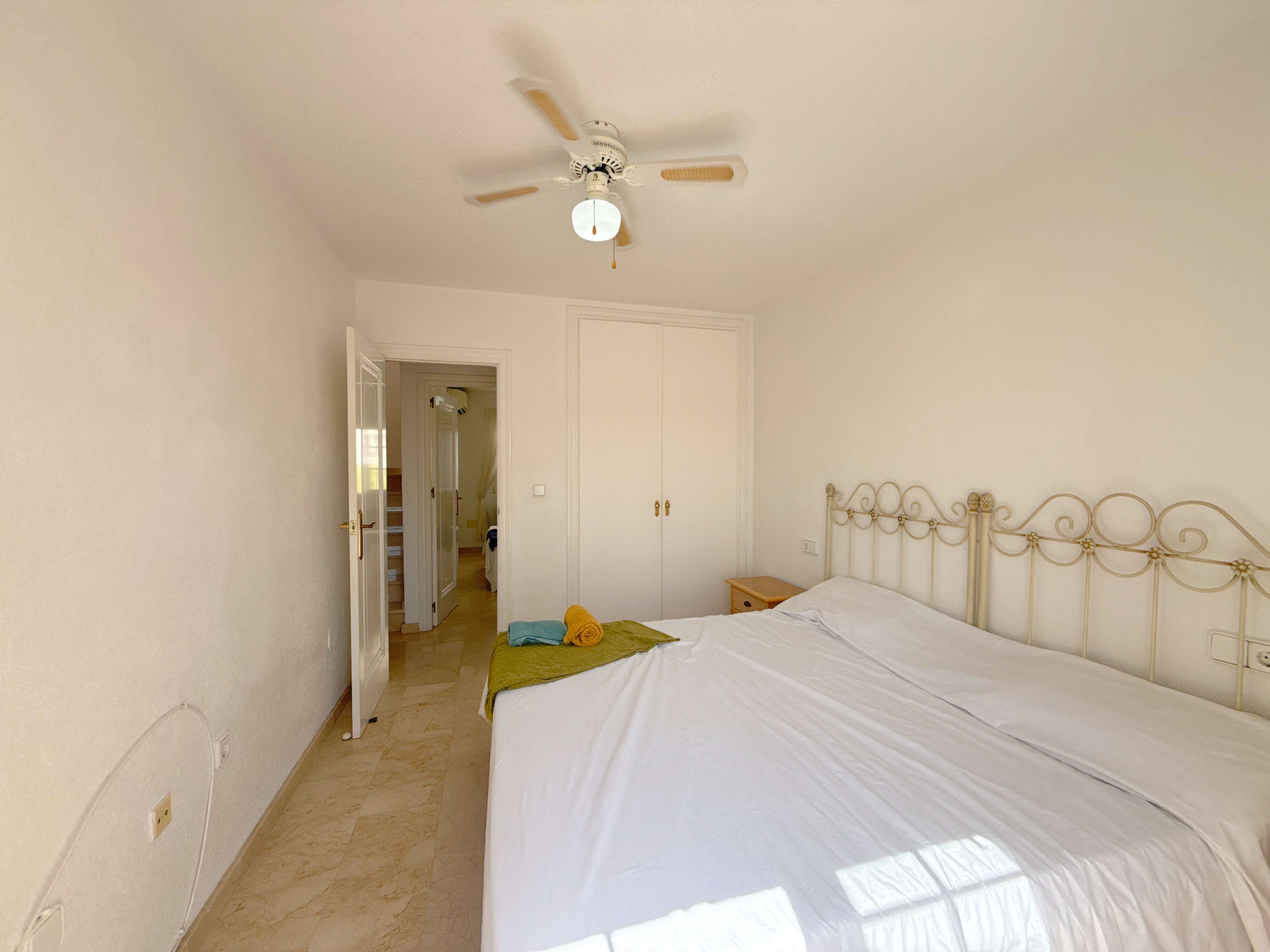 For sale - 2 Bedroom 2 Bathroom Townhouse in Las Ramblas Golf Villamartin -  - Alicante