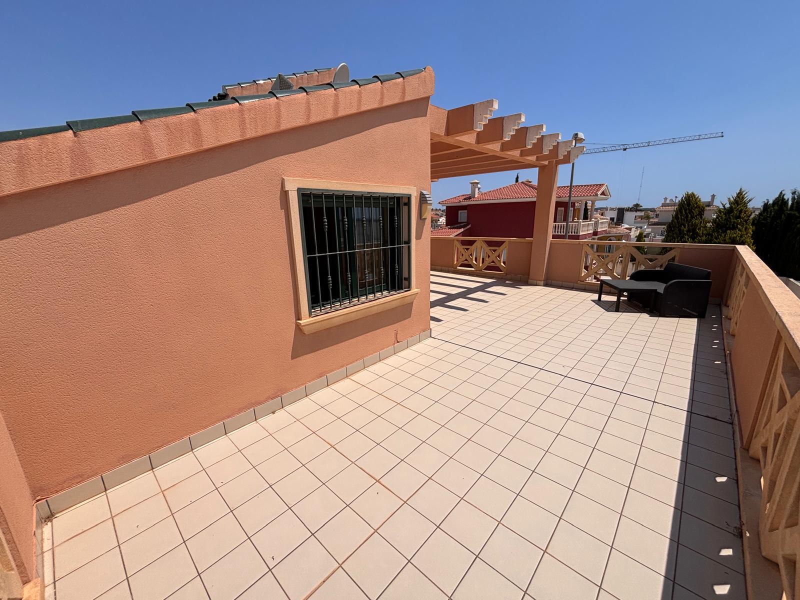 For sale - 4 Bedroom 2 Bathroom Detached Villa in Urbanización Ciudad Quesada - Urbanización Ciudad Quesada  - Alicante