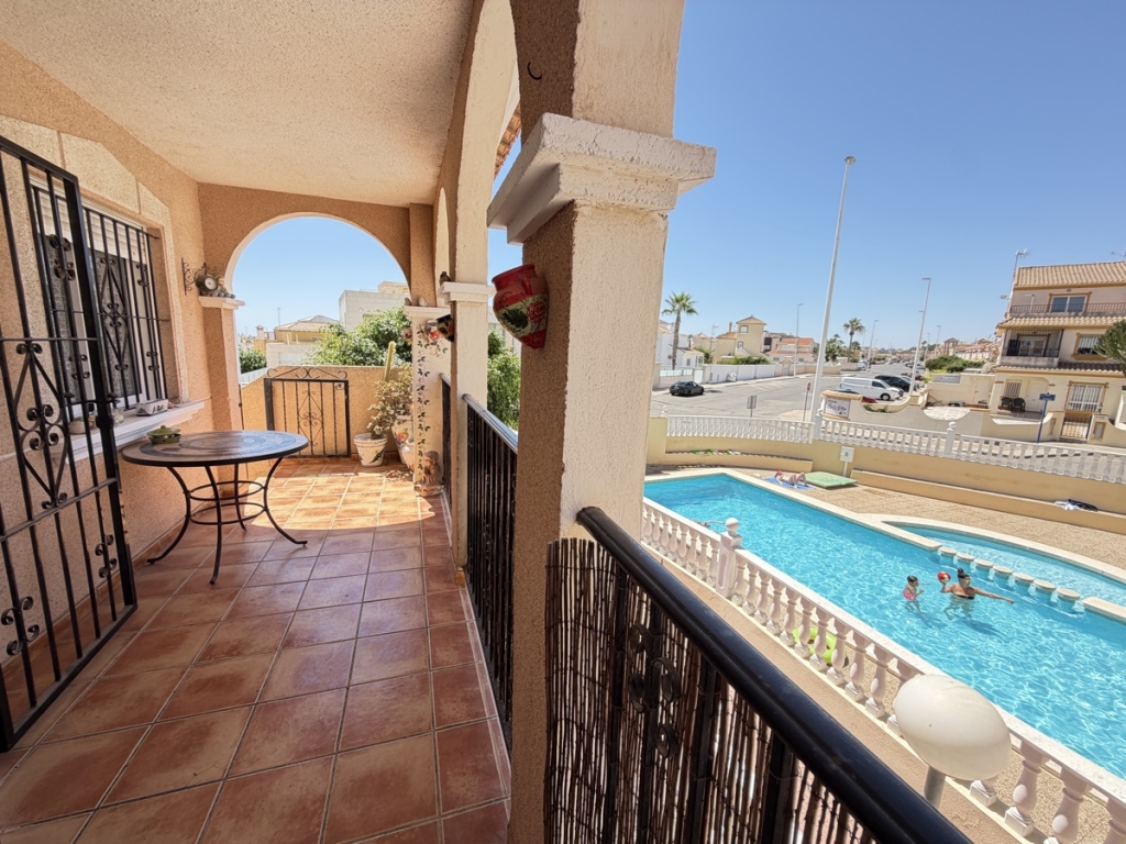 3 Bedroom 2 Bathroom Apartment in La Zenia