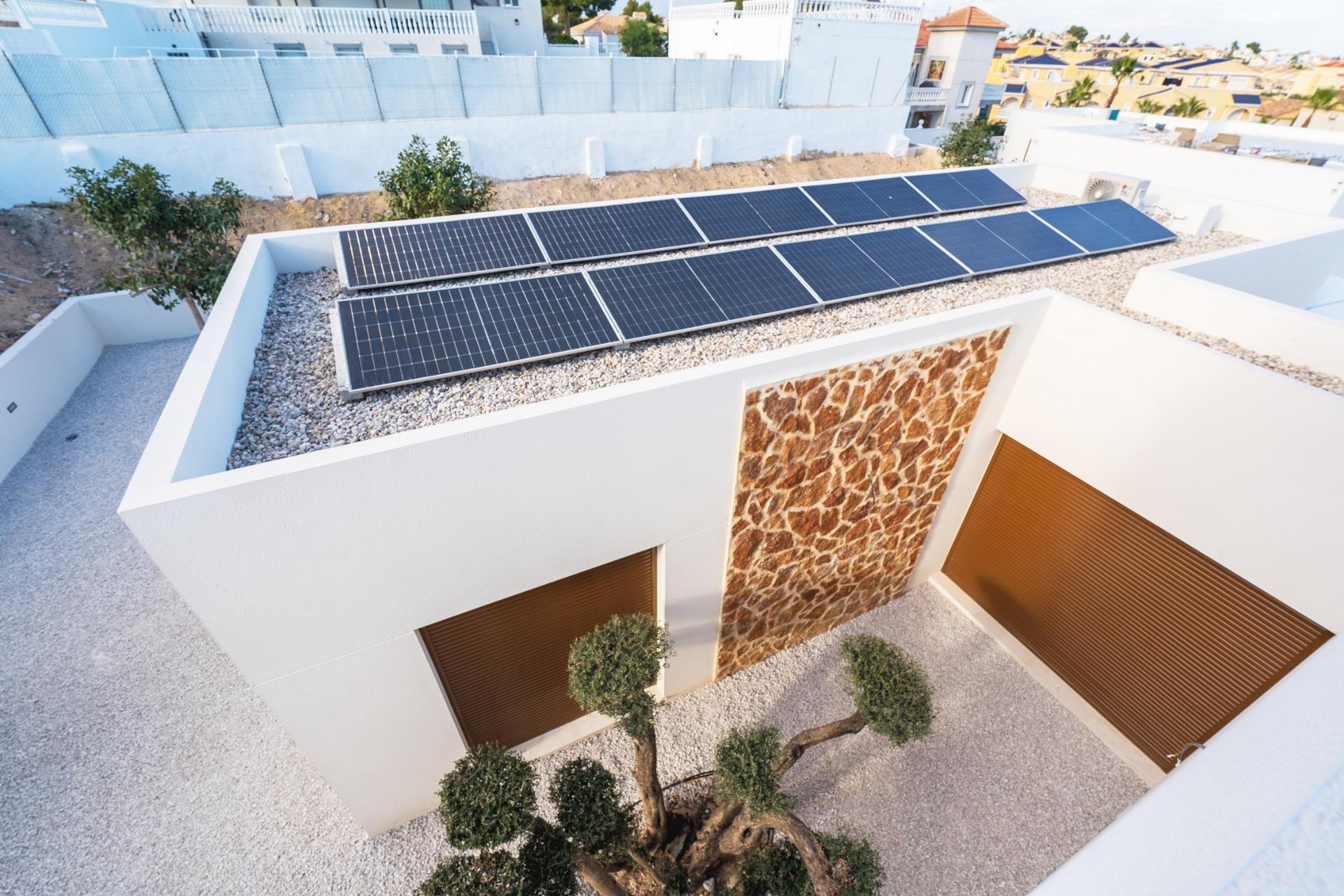 For sale - 4 Bedroom 4 Bathroom Villa in Benejúzar - alta  - Alicante