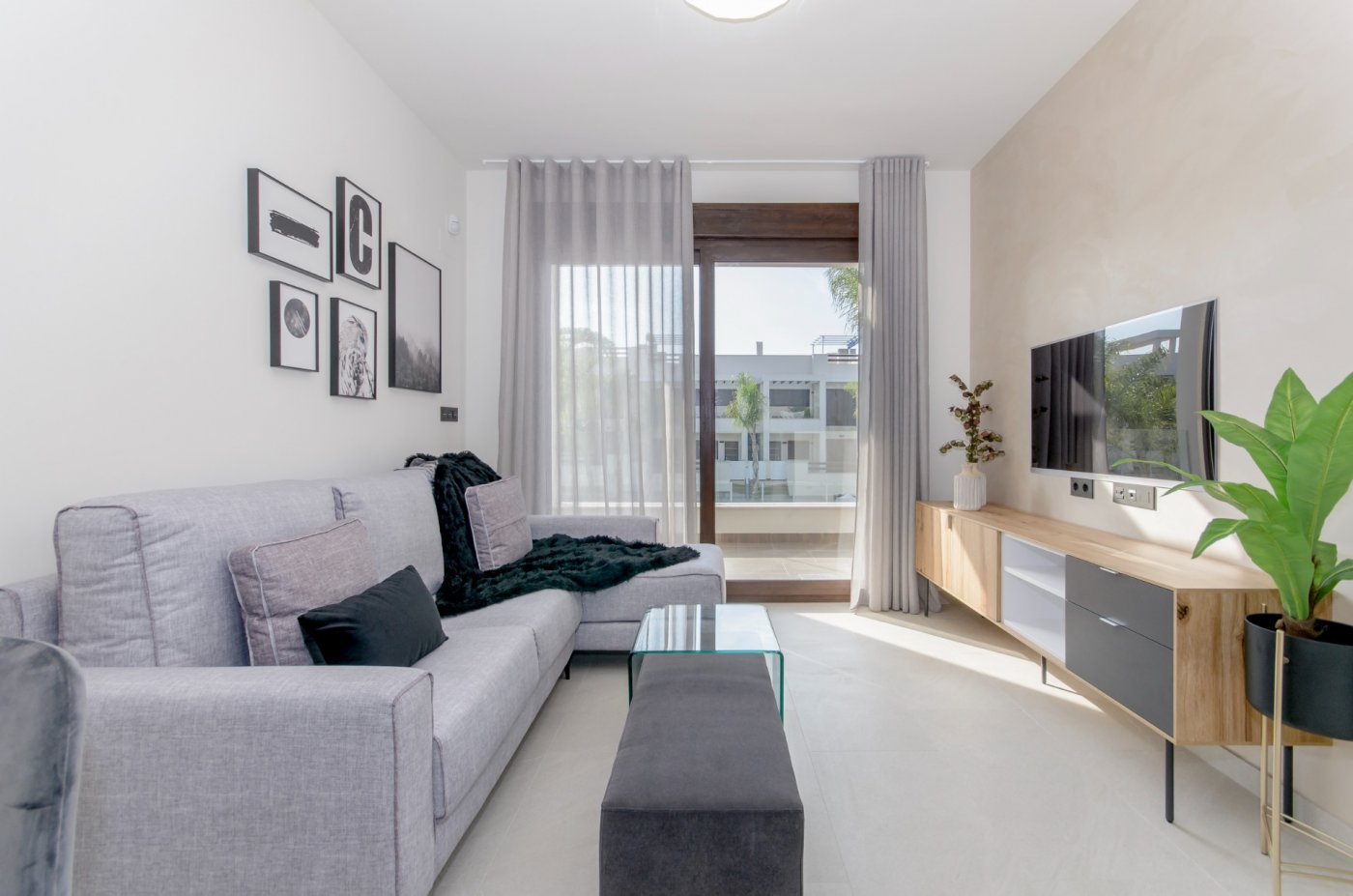 For sale - 3 Bedroom 2 Bathroom Bungalow in Torrevieja - Los Balcones  - Alicante