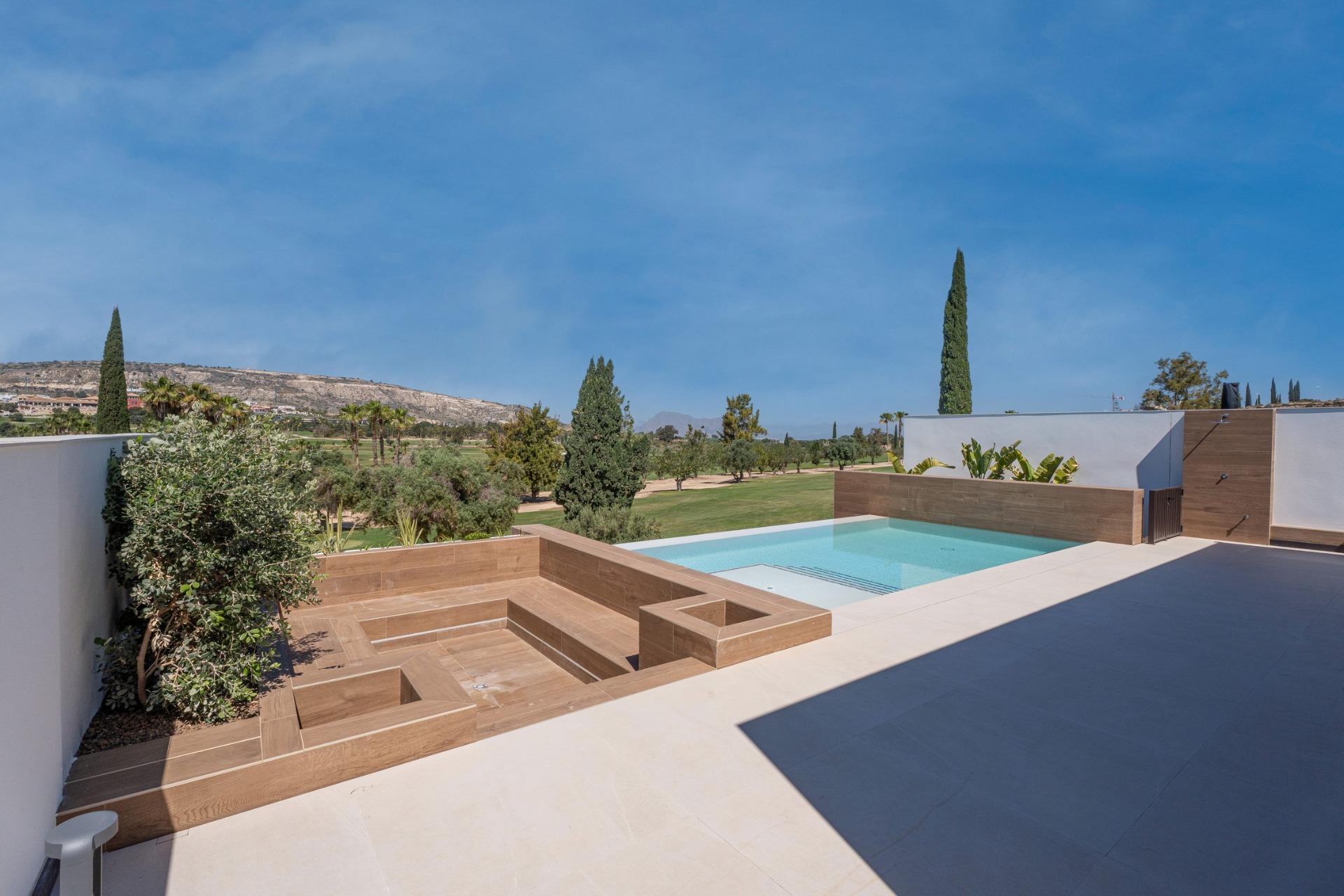 For sale - 3 Bedroom 2 Bathroom Villa in Algorfa - La Finca Golf  - Alicante