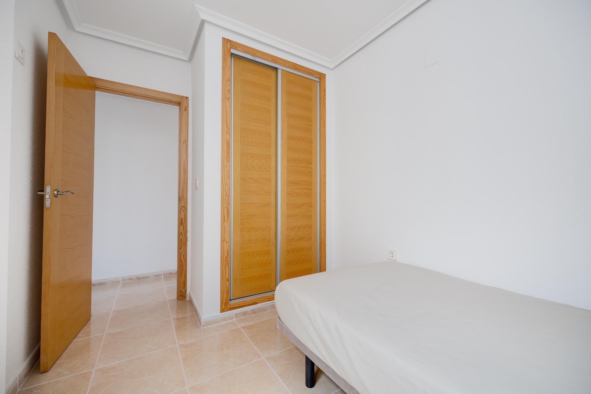 For sale - 3 Bedroom 2 Bathroom Apartment in San Fulgencio - Pueblo  - Alicante