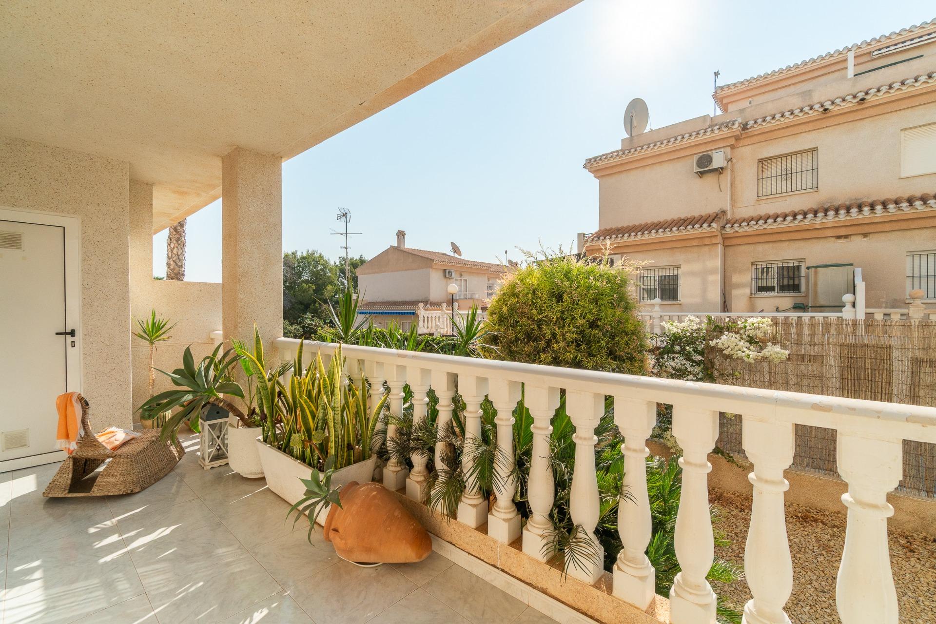 For sale - 2 Bedroom 2 Bathroom Apartment in Orihuela Costa - Playa Flamenca  - Alicante