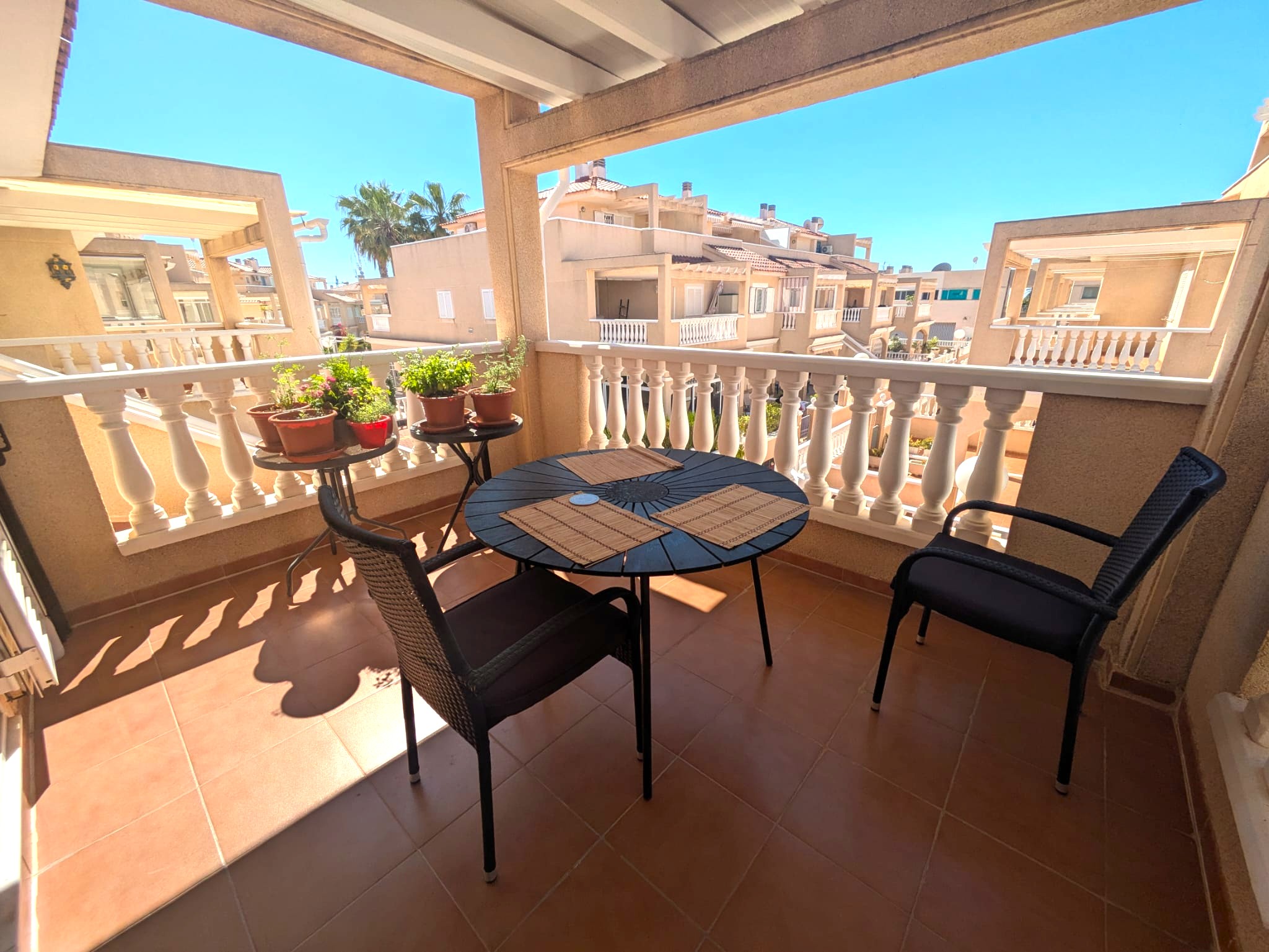 For sale - 3 Bedroom 2 Bathroom apartment in Playa Flamenca -  - Alicante