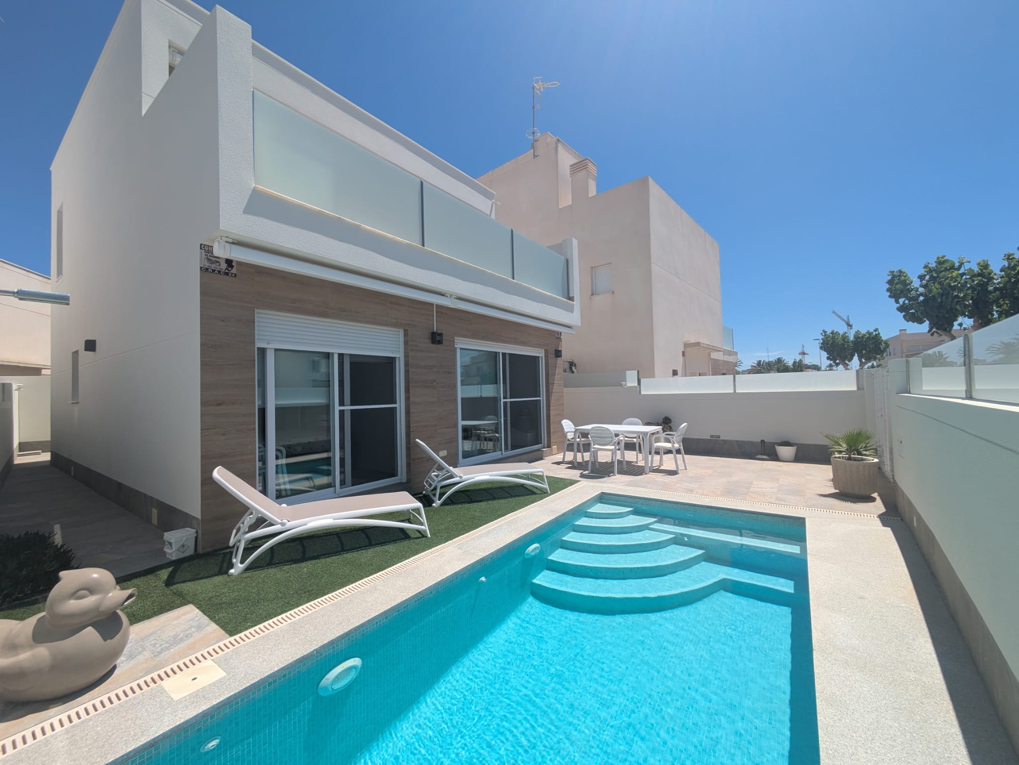 For sale - 3 Bedroom 2 Bathroom villa in San Pedro Del Pinatar -  - Murcia